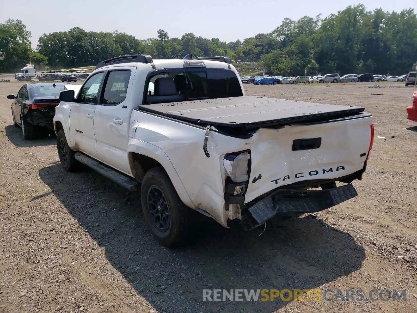 3 Photograph of a damaged car 3TYCZ5AN7MT024801 TOYOTA TACOMA 2021