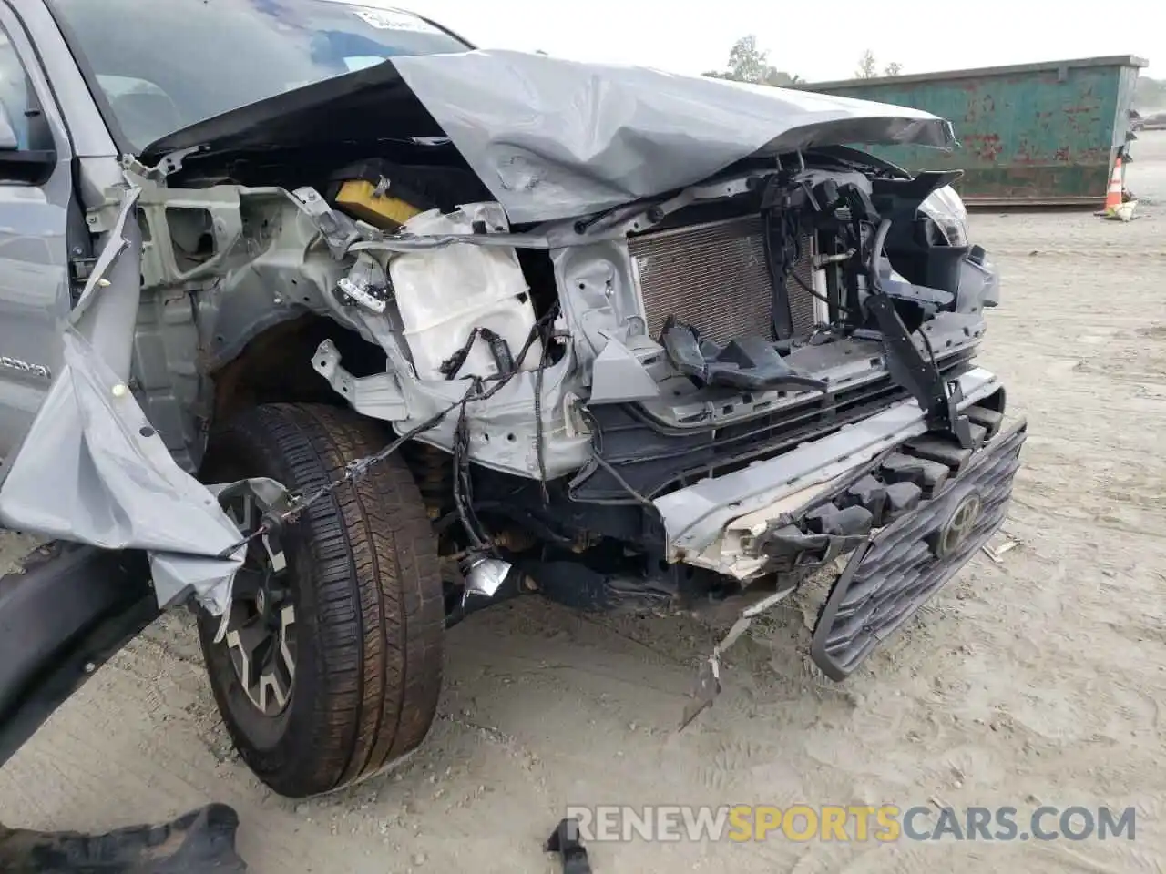 9 Photograph of a damaged car 3TYCZ5AN7MT027990 TOYOTA TACOMA 2021