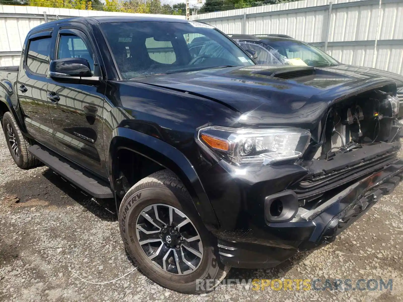 1 Photograph of a damaged car 3TYCZ5AN7MT035037 TOYOTA TACOMA 2021