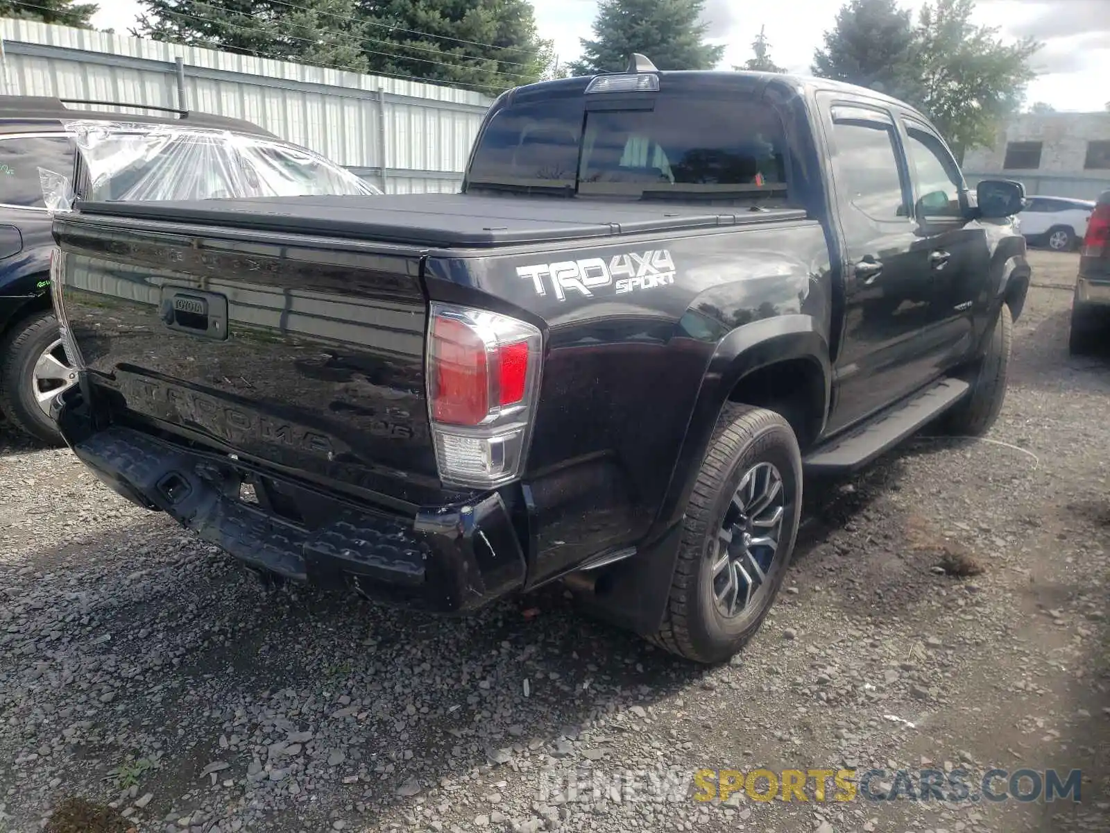 4 Фотография поврежденного автомобиля 3TYCZ5AN7MT035037 TOYOTA TACOMA 2021