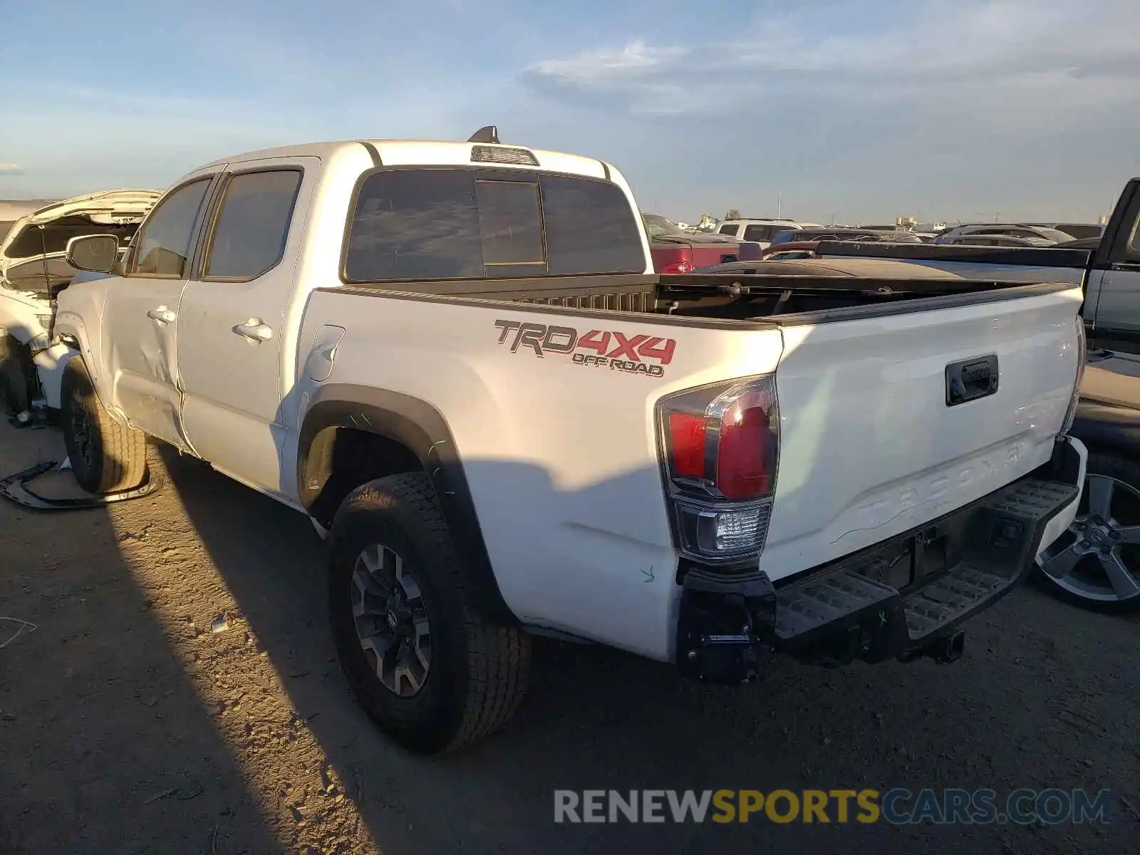 3 Photograph of a damaged car 3TYCZ5AN7MT047883 TOYOTA TACOMA 2021