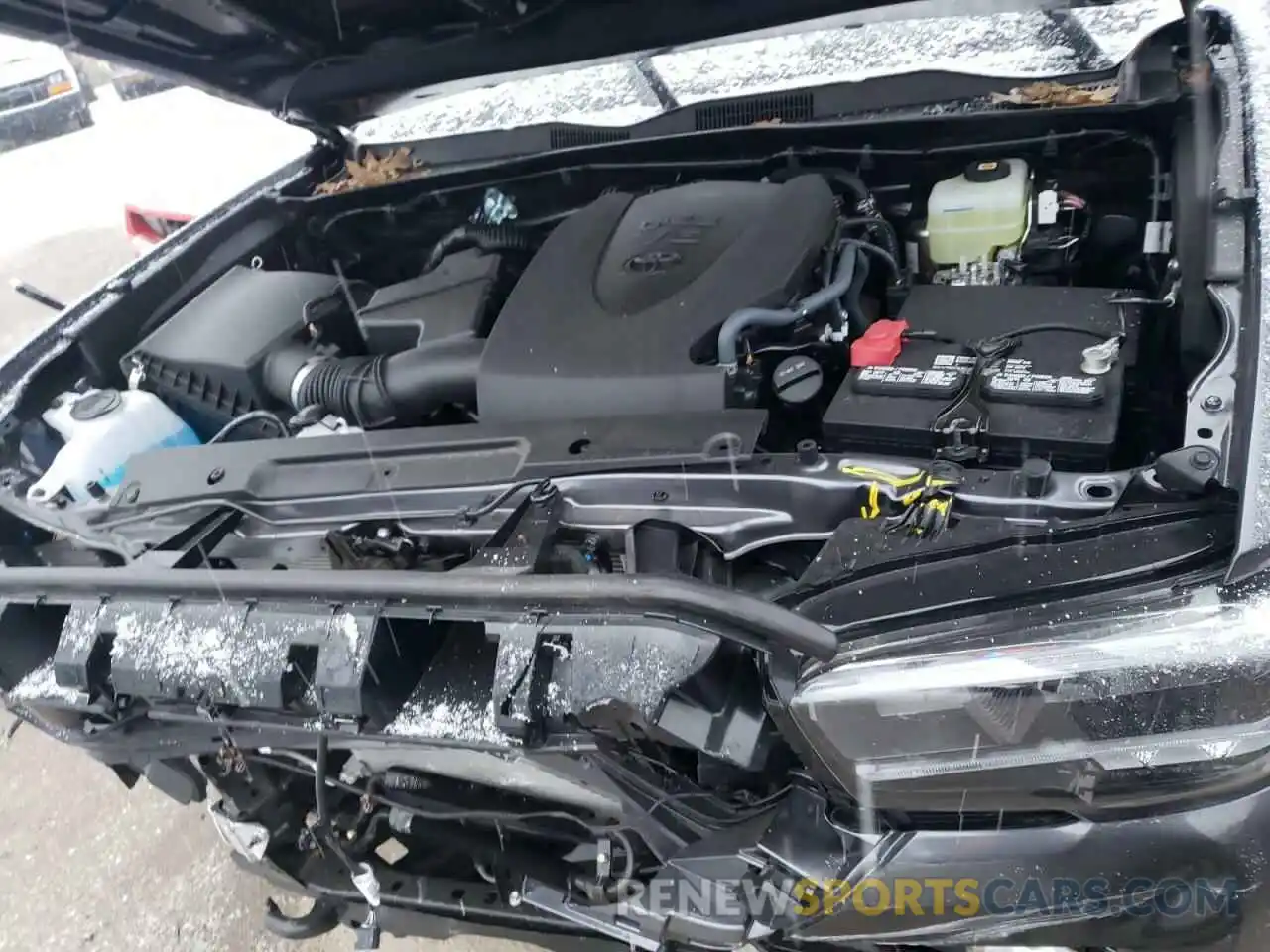 7 Photograph of a damaged car 3TYCZ5AN7MT052632 TOYOTA TACOMA 2021