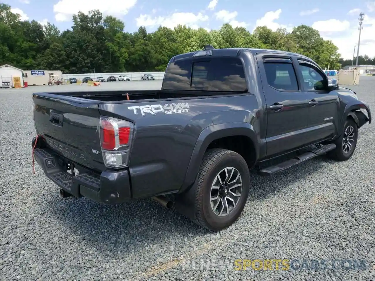 4 Photograph of a damaged car 3TYCZ5AN8MT014018 TOYOTA TACOMA 2021