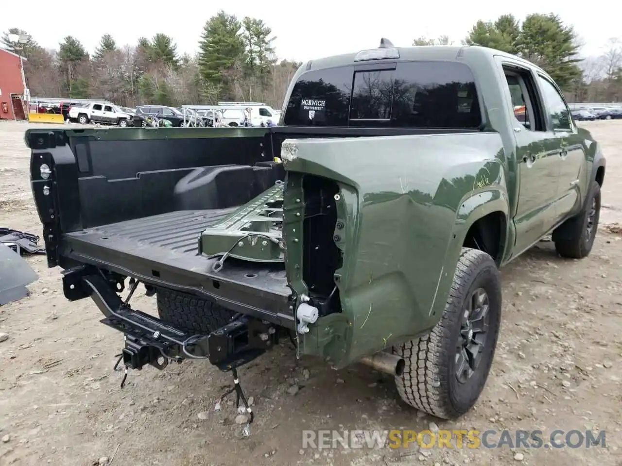 4 Photograph of a damaged car 3TYCZ5AN8MT014584 TOYOTA TACOMA 2021