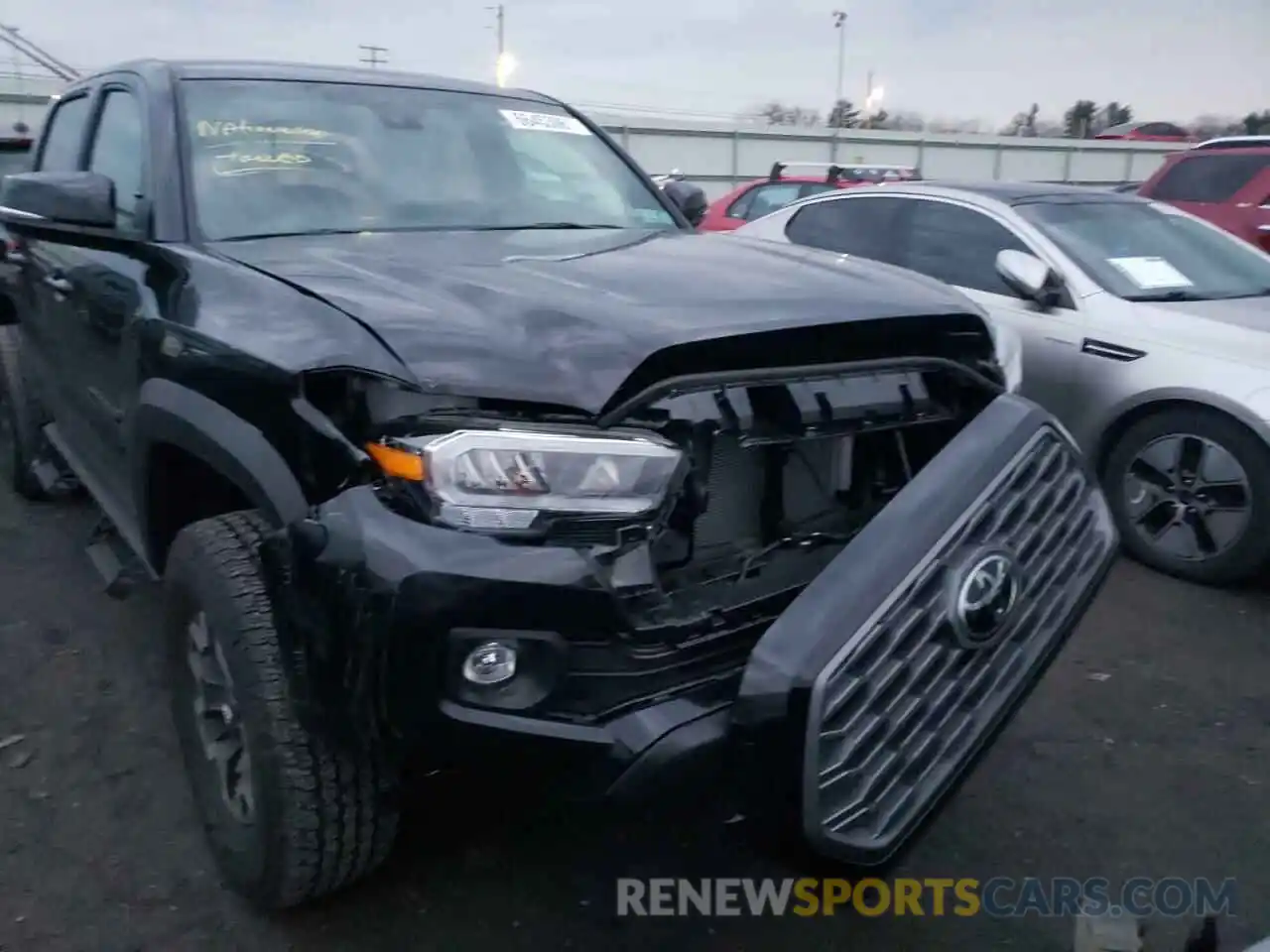 9 Photograph of a damaged car 3TYCZ5AN8MT028632 TOYOTA TACOMA 2021