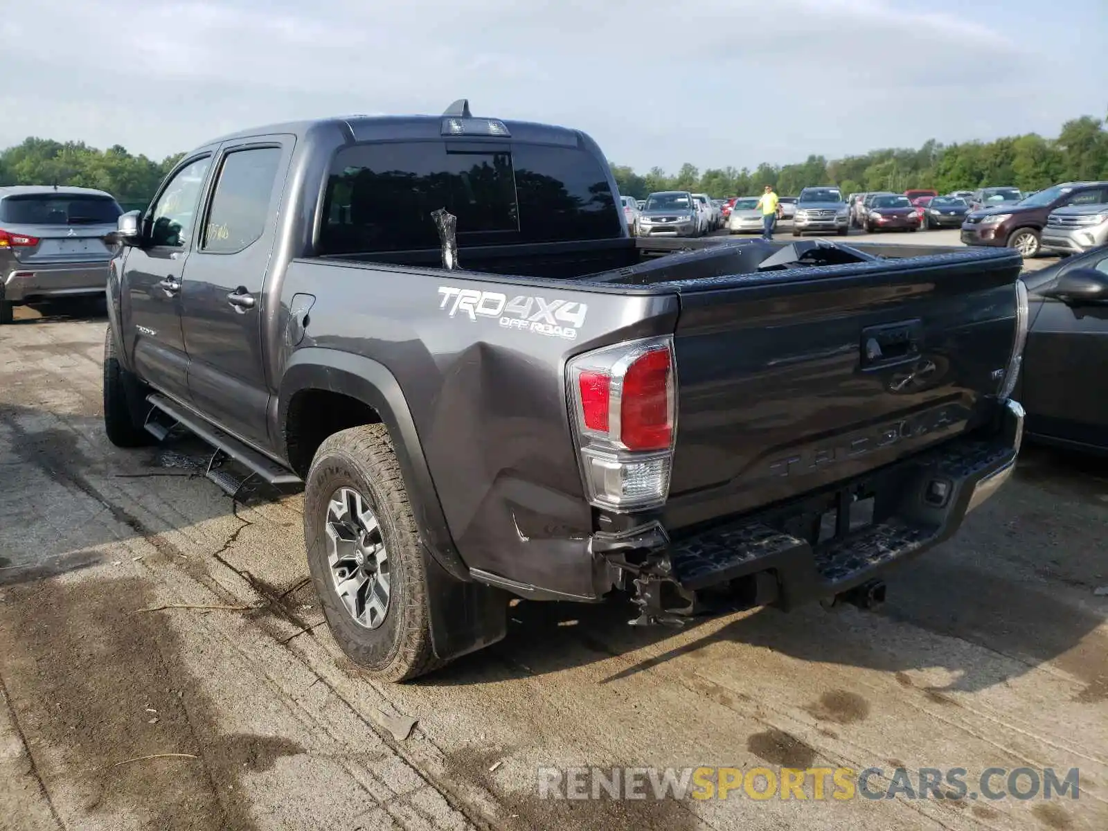 3 Photograph of a damaged car 3TYCZ5AN8MT033507 TOYOTA TACOMA 2021