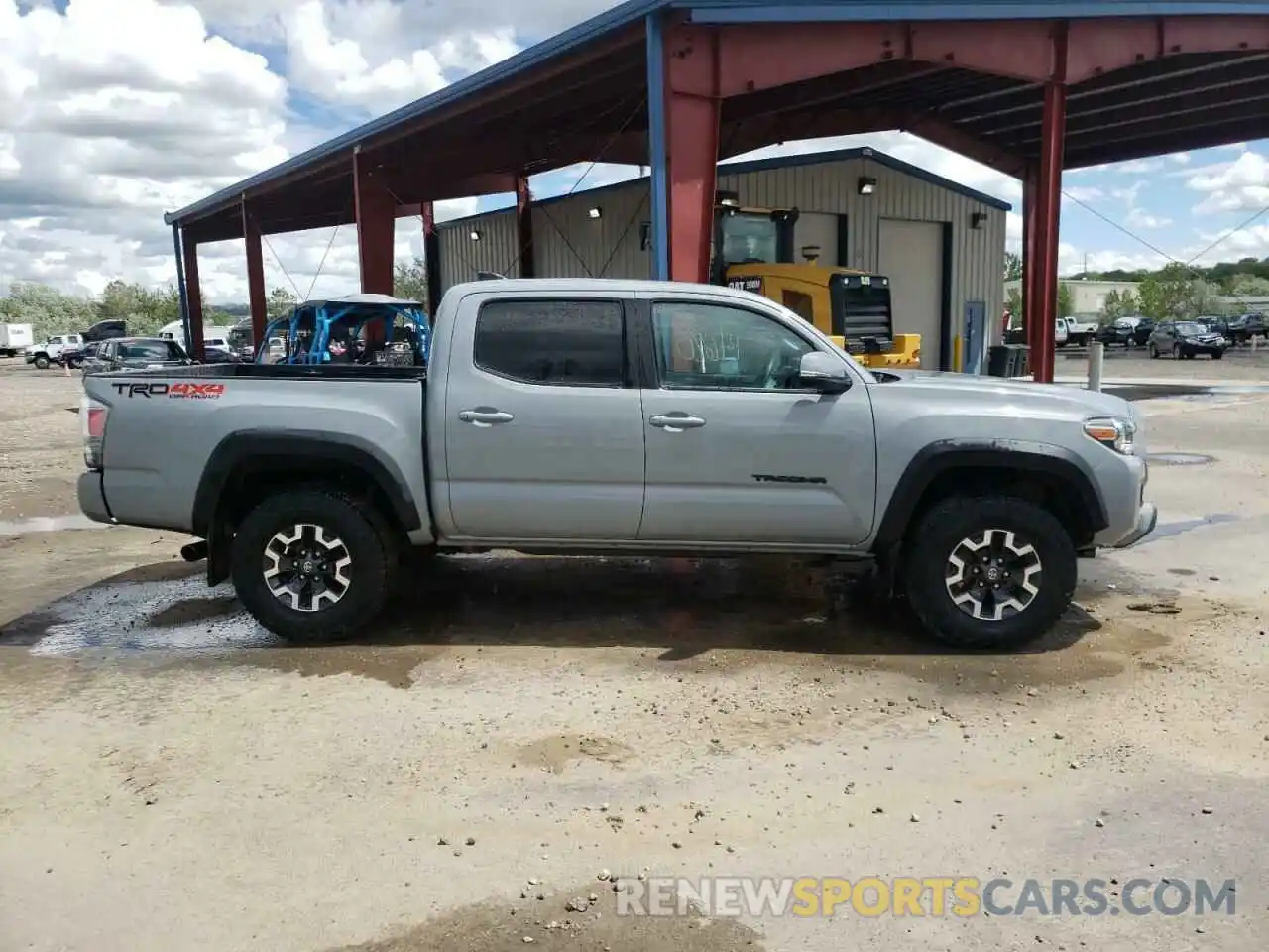 9 Photograph of a damaged car 3TYCZ5AN8MT041574 TOYOTA TACOMA 2021