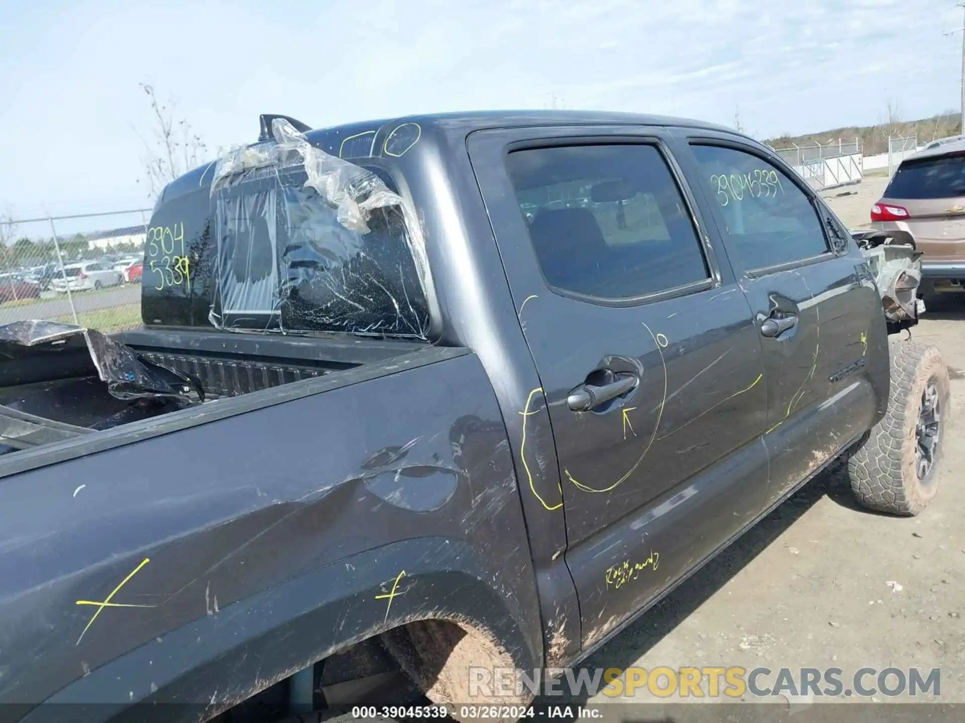 6 Photograph of a damaged car 3TYCZ5AN8MT049464 TOYOTA TACOMA 2021