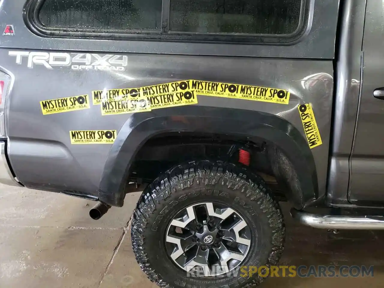 9 Photograph of a damaged car 3TYCZ5AN9MT016991 TOYOTA TACOMA 2021