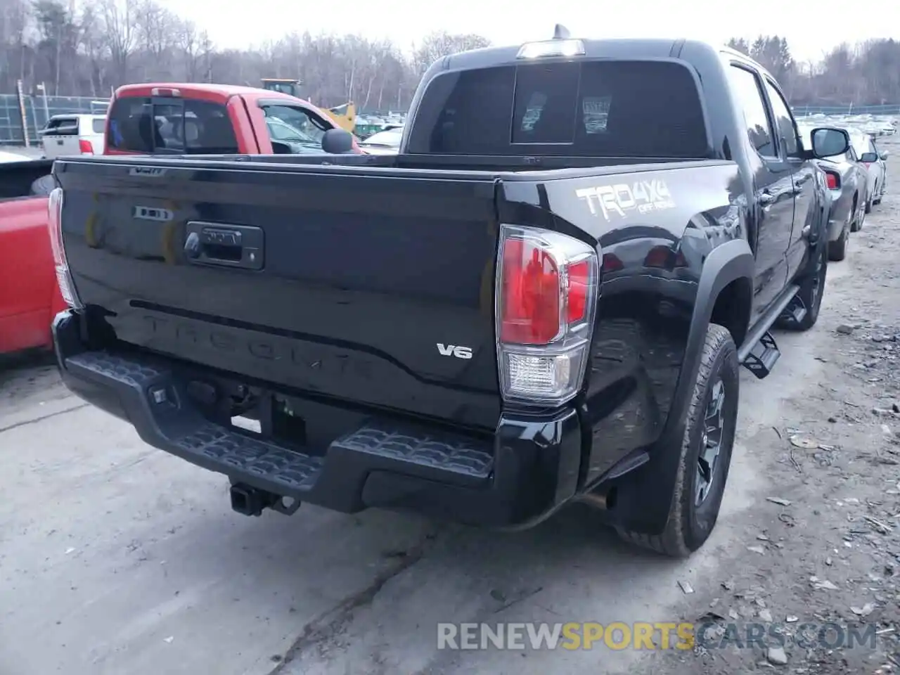 4 Photograph of a damaged car 3TYCZ5AN9MT032091 TOYOTA TACOMA 2021