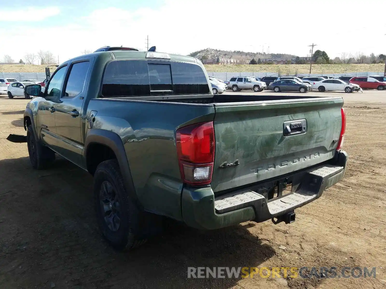 3 Photograph of a damaged car 3TYCZ5ANXMT019494 TOYOTA TACOMA 2021