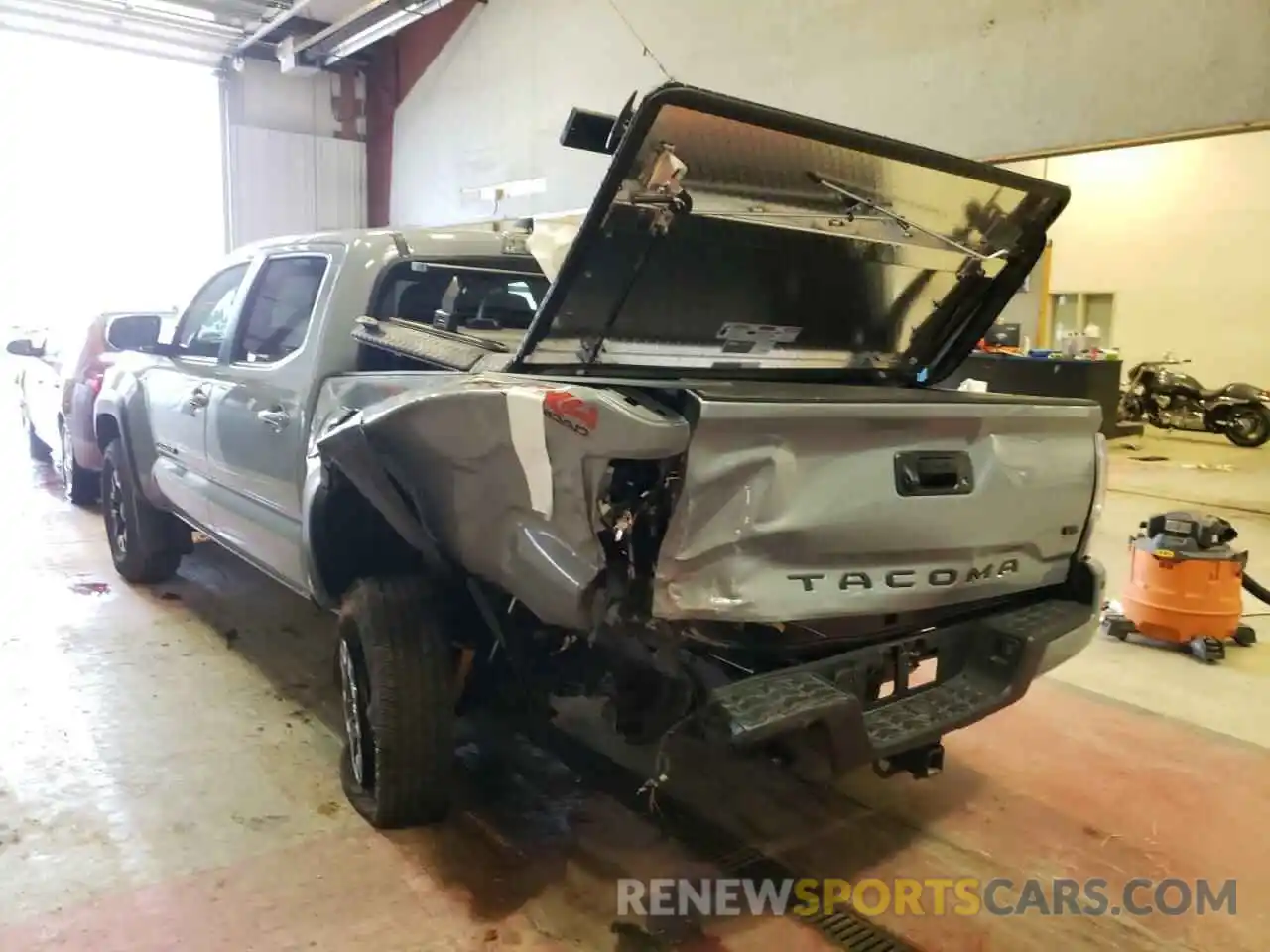 3 Photograph of a damaged car 3TYCZ5ANXMT030320 TOYOTA TACOMA 2021