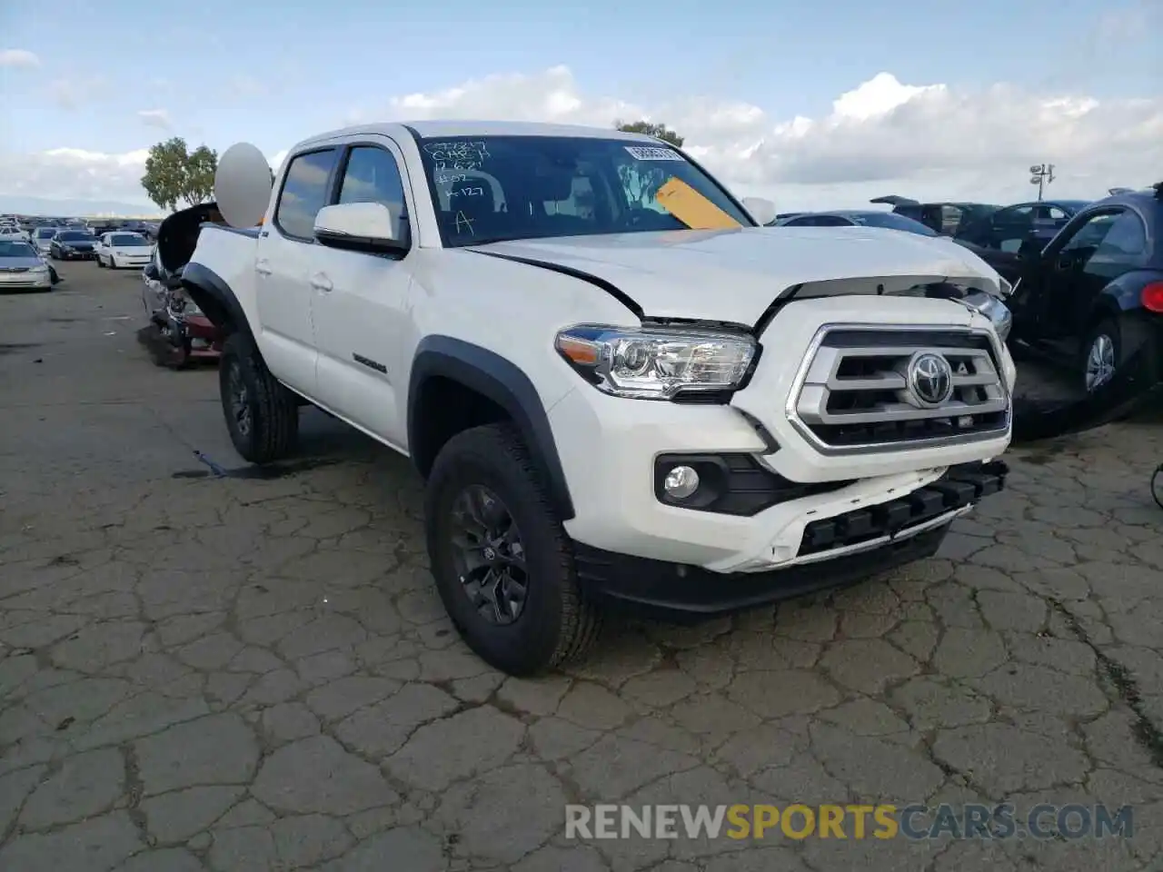 1 Photograph of a damaged car 3TYCZ5ANXMT031371 TOYOTA TACOMA 2021