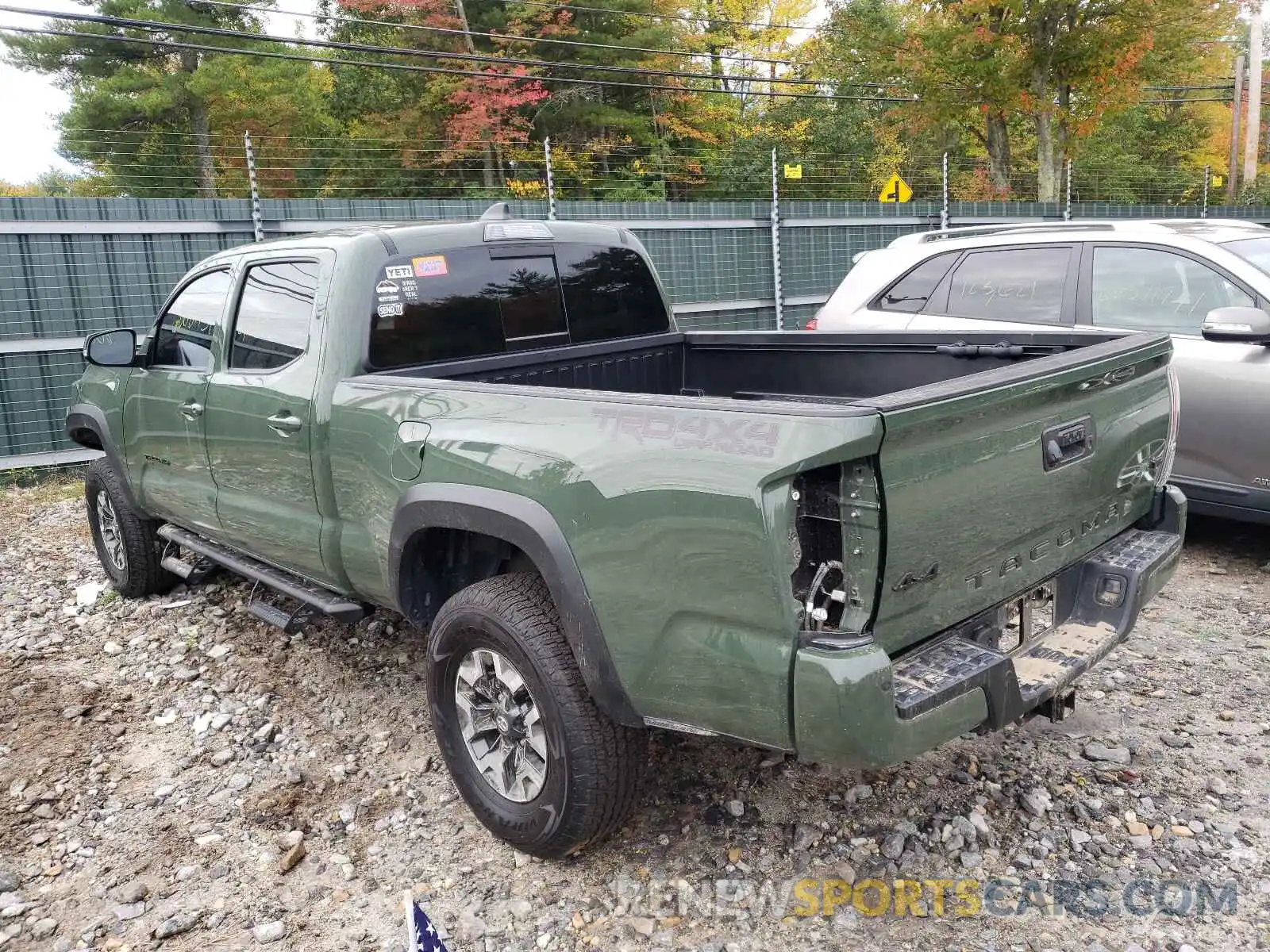 3 Photograph of a damaged car 3TYDZ5BN3MT003334 TOYOTA TACOMA 2021