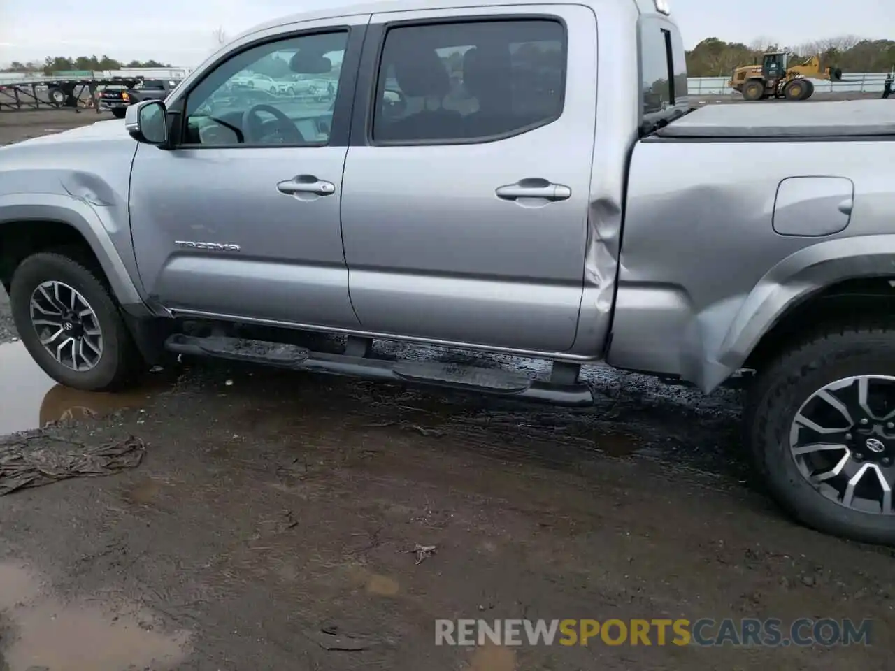 9 Photograph of a damaged car 3TYDZ5BN3MT004130 TOYOTA TACOMA 2021