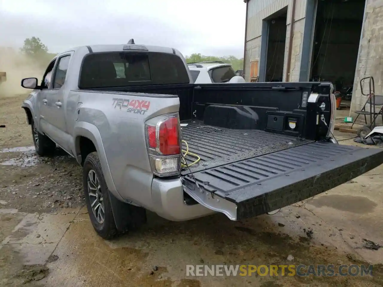 3 Photograph of a damaged car 3TYDZ5BN5MT003450 TOYOTA TACOMA 2021