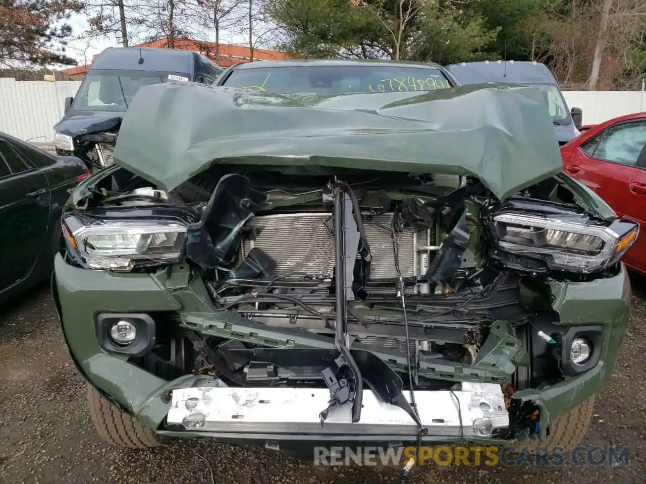 9 Photograph of a damaged car 3TYDZ5BN6MT004445 TOYOTA TACOMA 2021