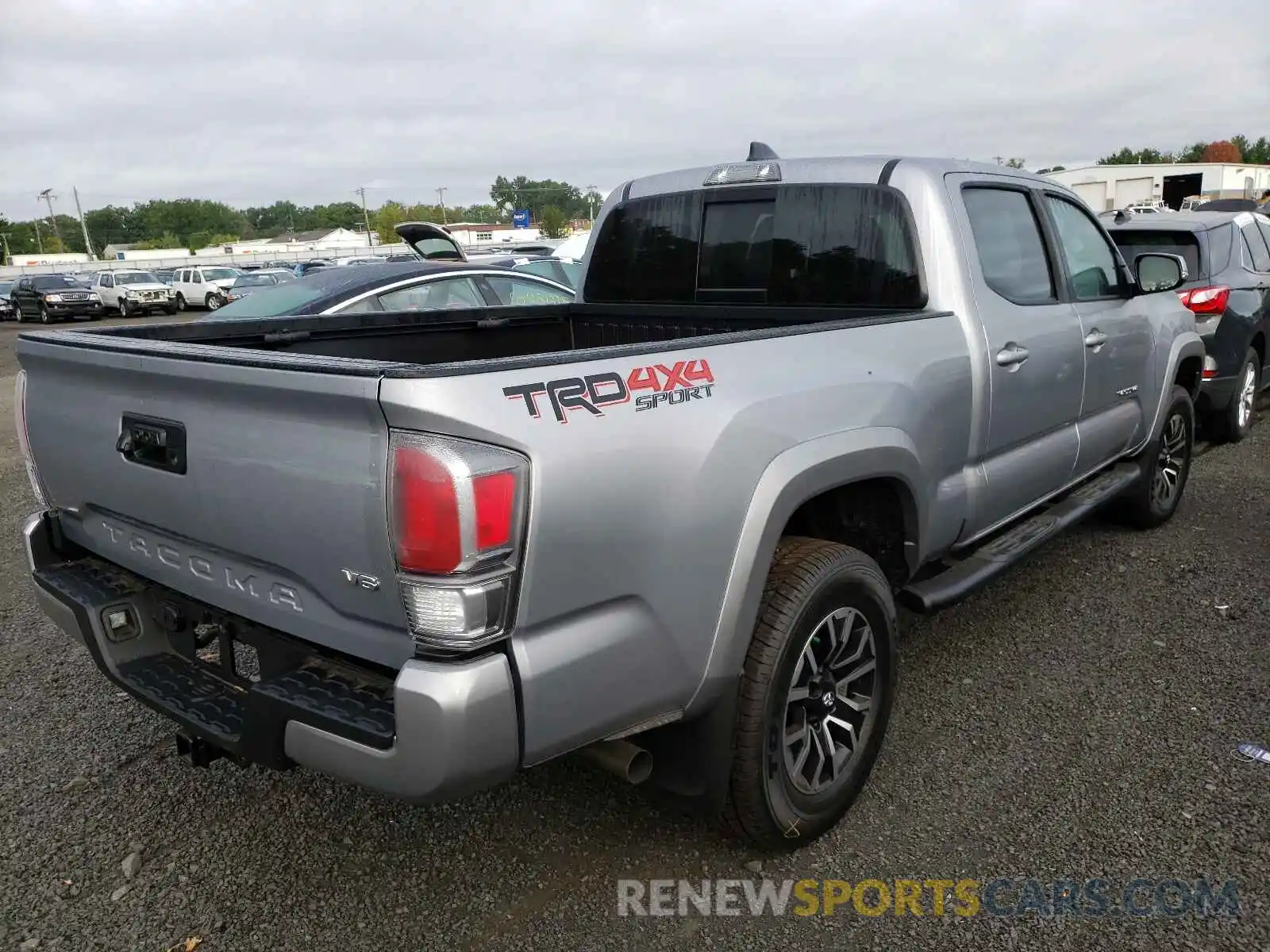 4 Photograph of a damaged car 3TYDZ5BN7MT004048 TOYOTA TACOMA 2021