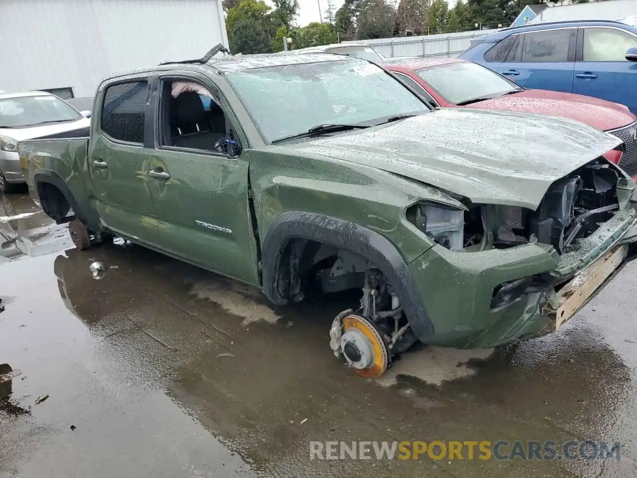 4 Photograph of a damaged car 3TYDZ5BN8MT004611 TOYOTA TACOMA 2021