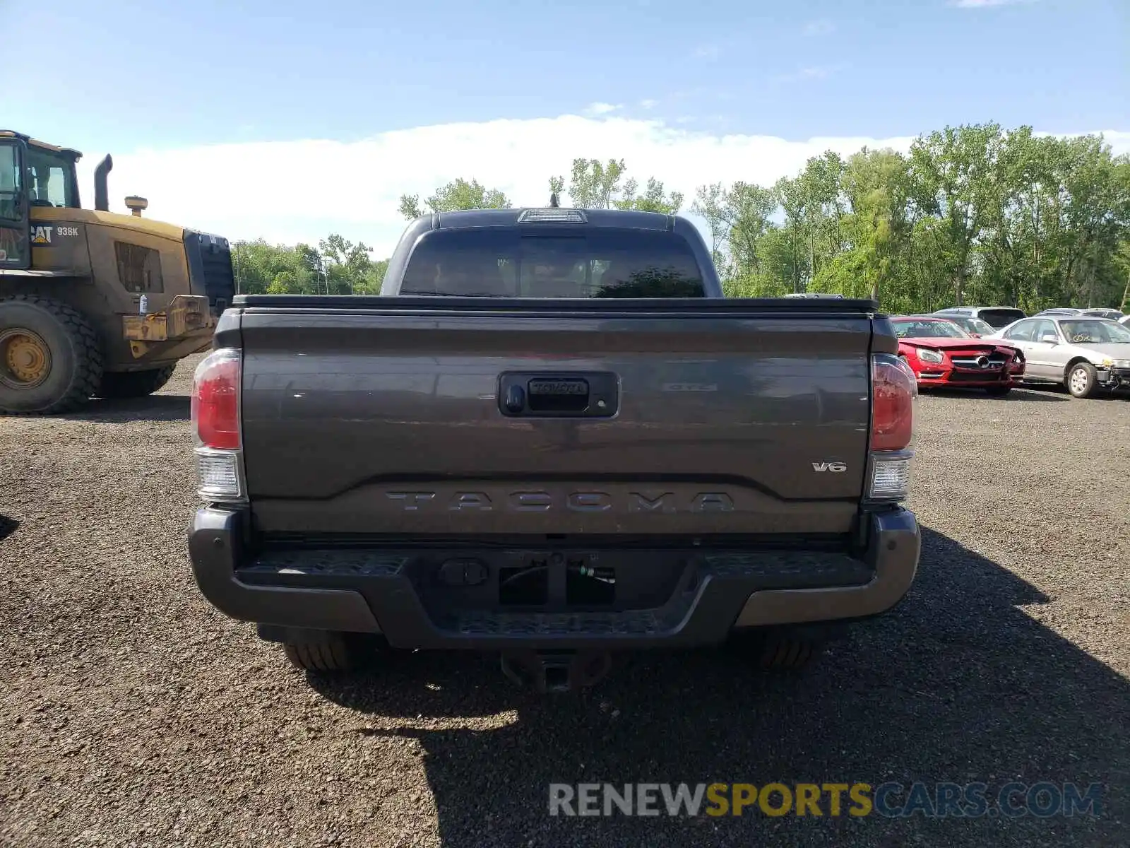 9 Photograph of a damaged car 3TYDZ5BN9MT000826 TOYOTA TACOMA 2021