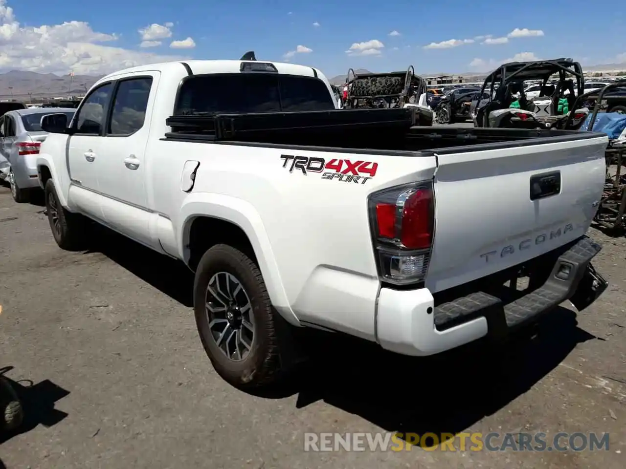 3 Фотография поврежденного автомобиля 3TYDZ5BNXMT000527 TOYOTA TACOMA 2021