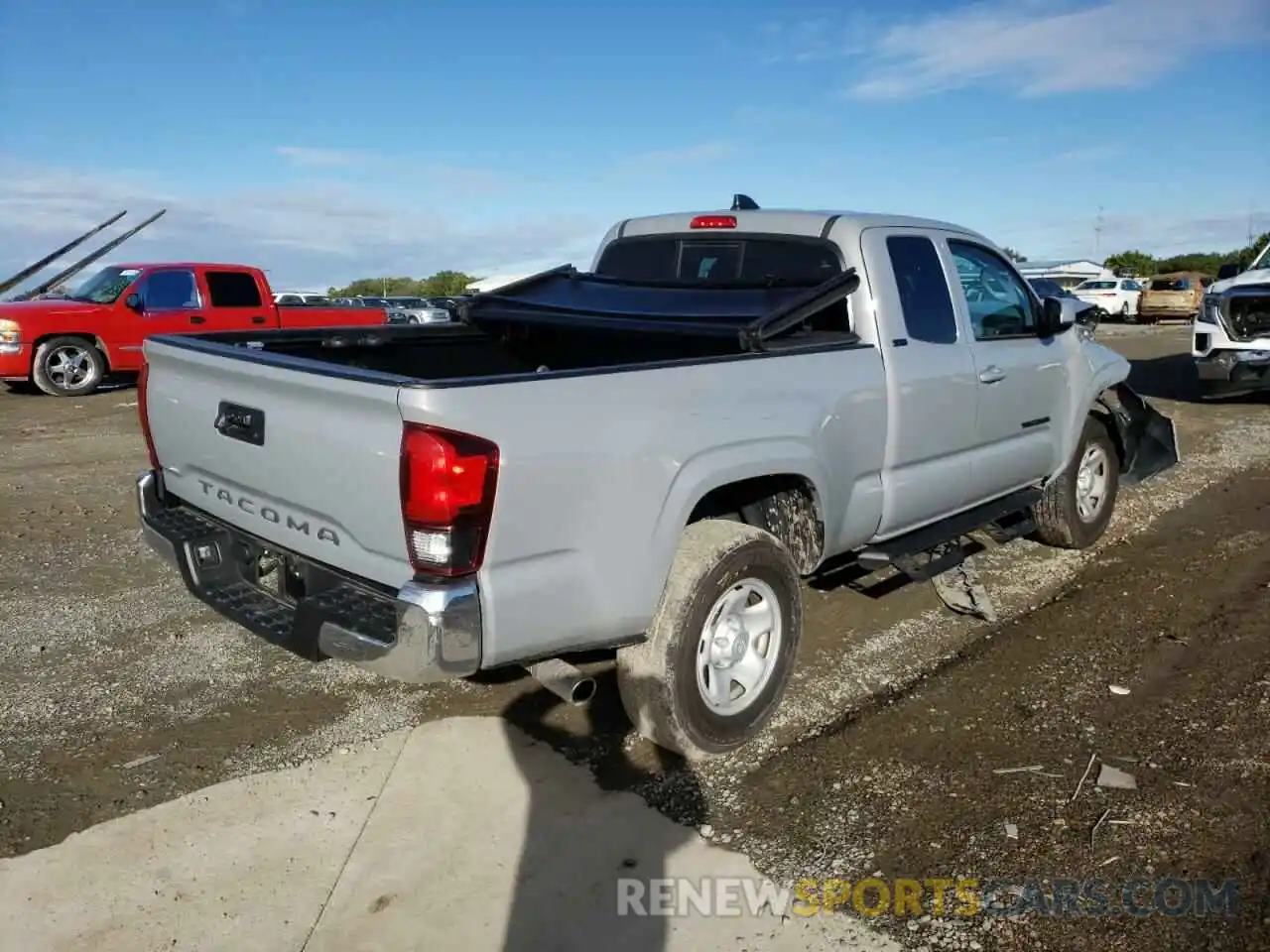 4 Photograph of a damaged car 3TYRX5GN0MT008530 TOYOTA TACOMA 2021