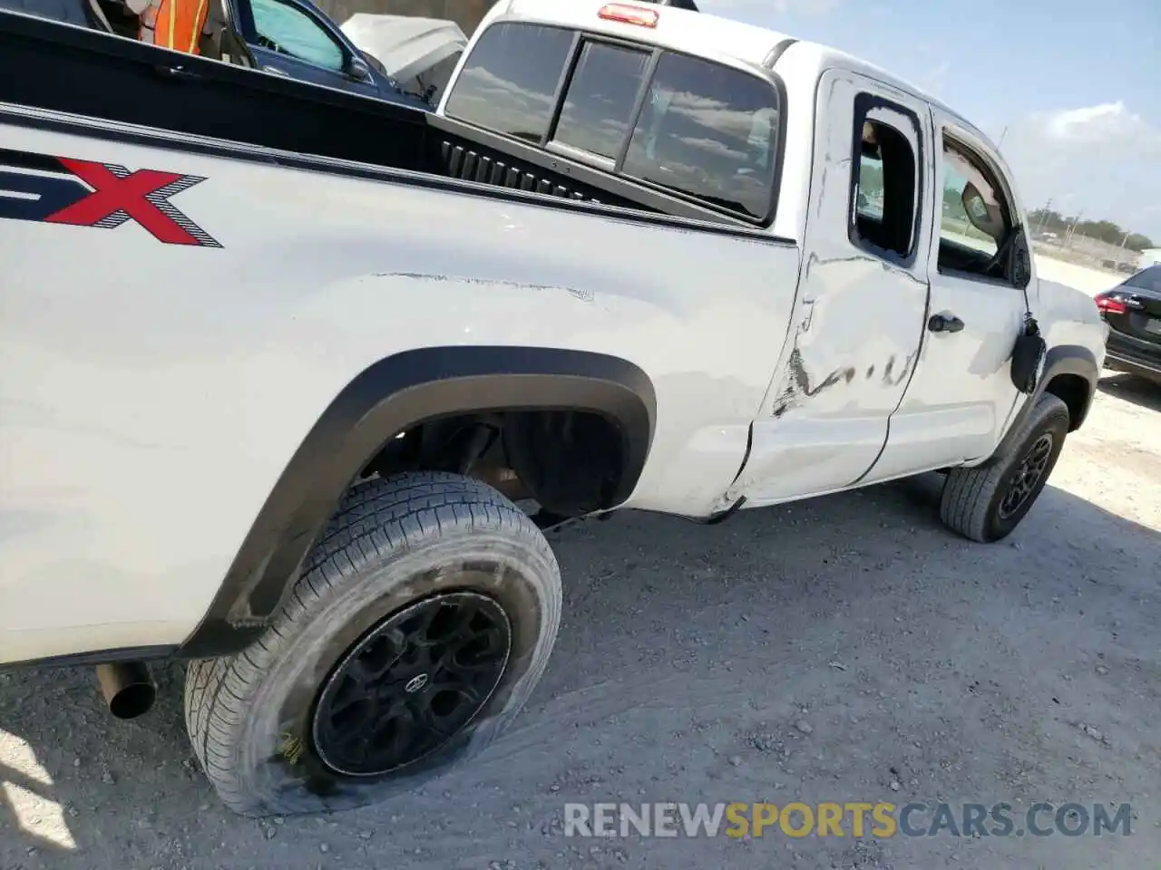 9 Photograph of a damaged car 3TYRX5GN0MT008611 TOYOTA TACOMA 2021