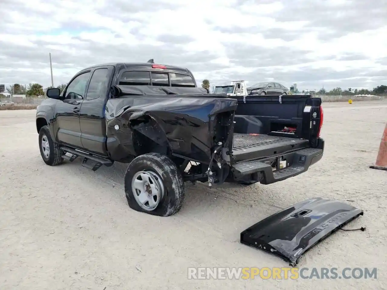 3 Photograph of a damaged car 3TYRX5GN0MT008687 TOYOTA TACOMA 2021