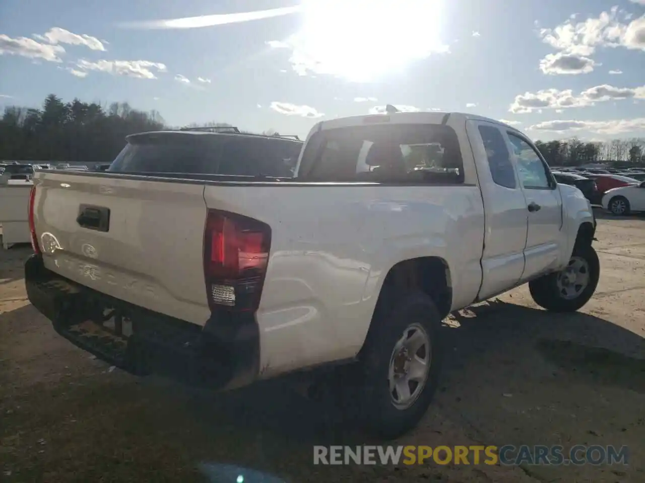 4 Photograph of a damaged car 3TYRX5GN1MT010819 TOYOTA TACOMA 2021