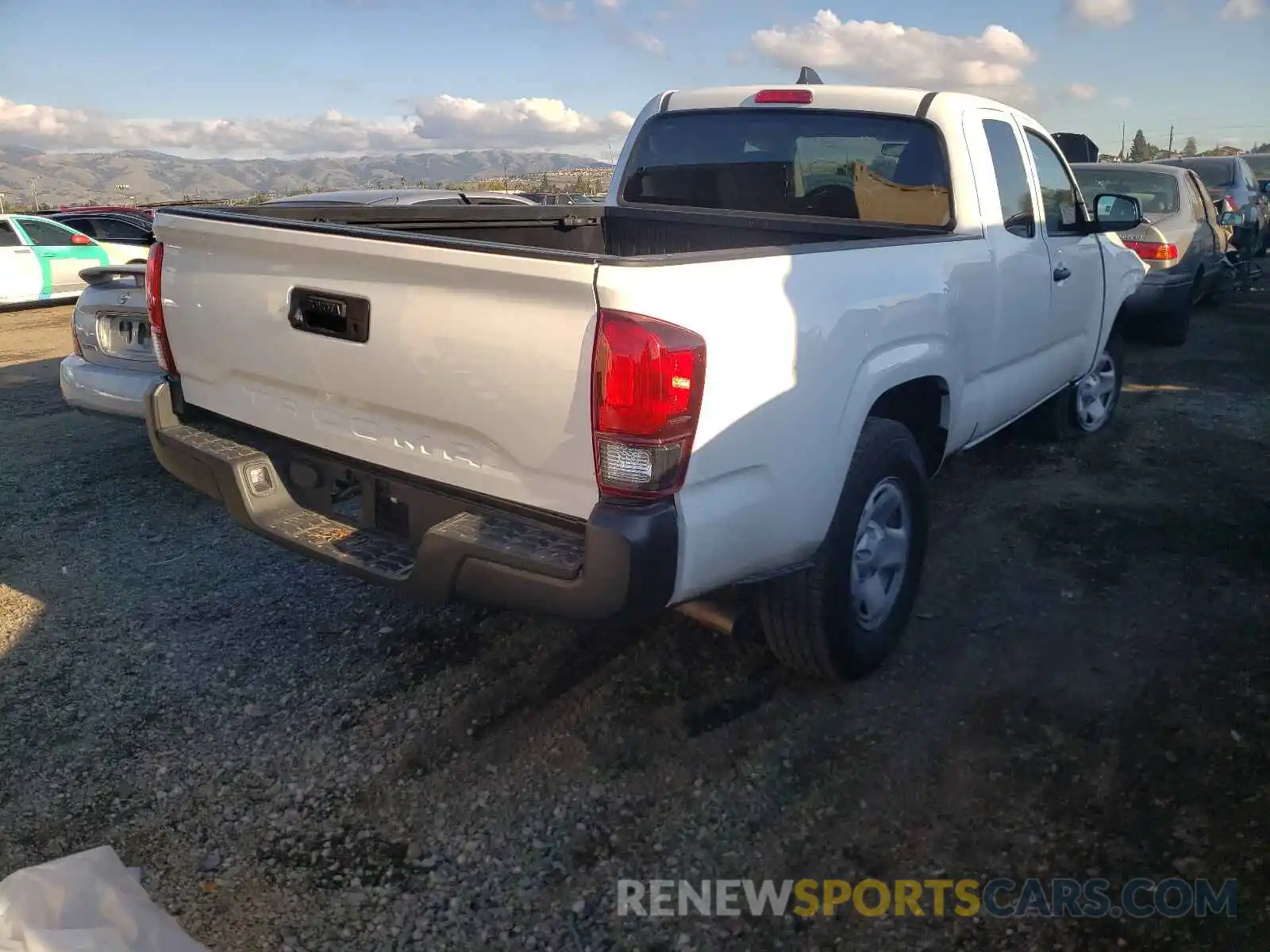 4 Photograph of a damaged car 3TYRX5GN2MT007430 TOYOTA TACOMA 2021