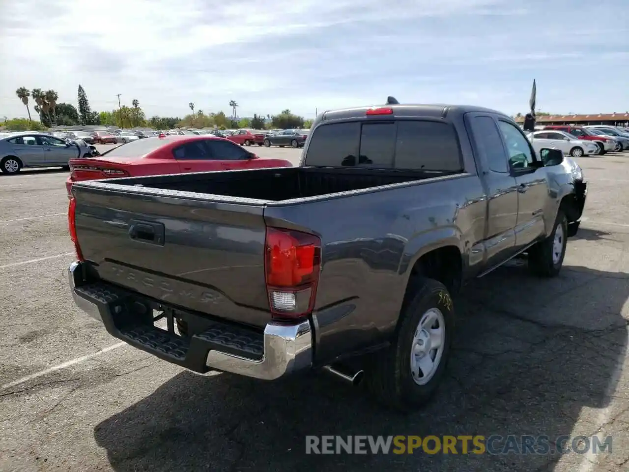 4 Photograph of a damaged car 3TYRX5GN2MT009355 TOYOTA TACOMA 2021