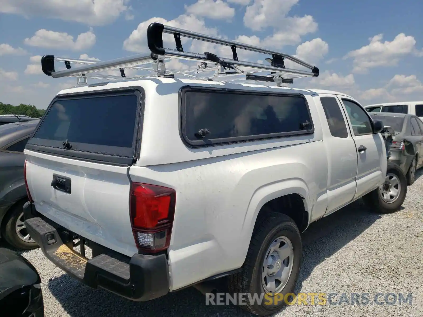 4 Photograph of a damaged car 3TYRX5GN2MT010313 TOYOTA TACOMA 2021