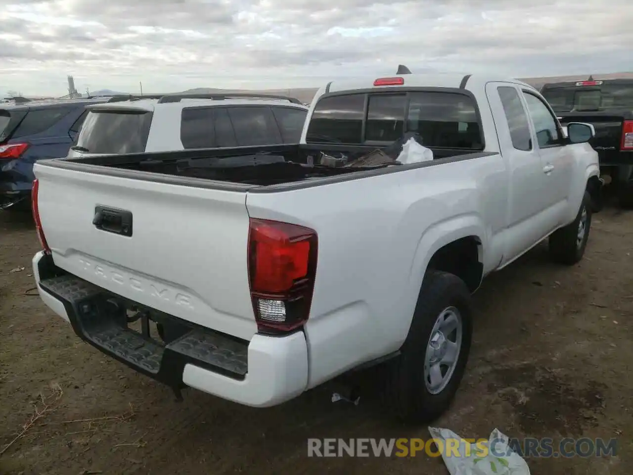 4 Photograph of a damaged car 3TYRX5GN3MT007064 TOYOTA TACOMA 2021