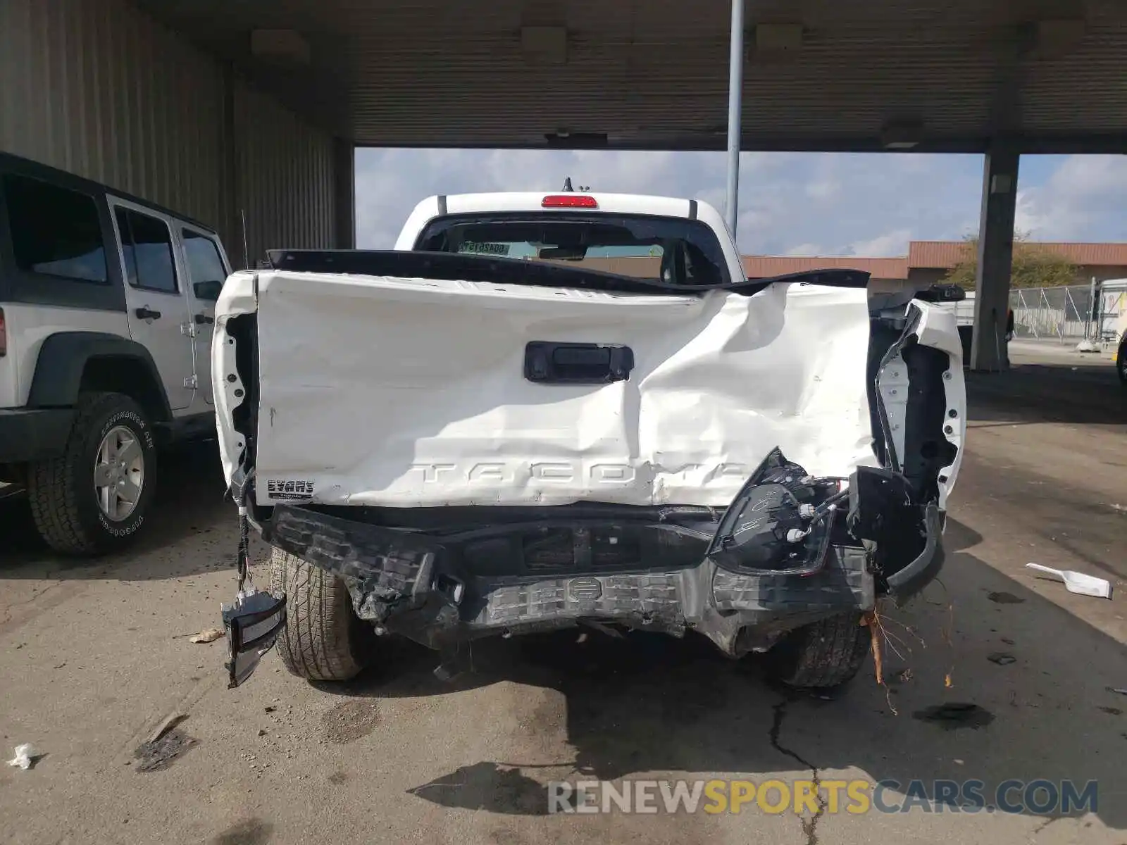 9 Photograph of a damaged car 3TYRX5GN3MT007176 TOYOTA TACOMA 2021