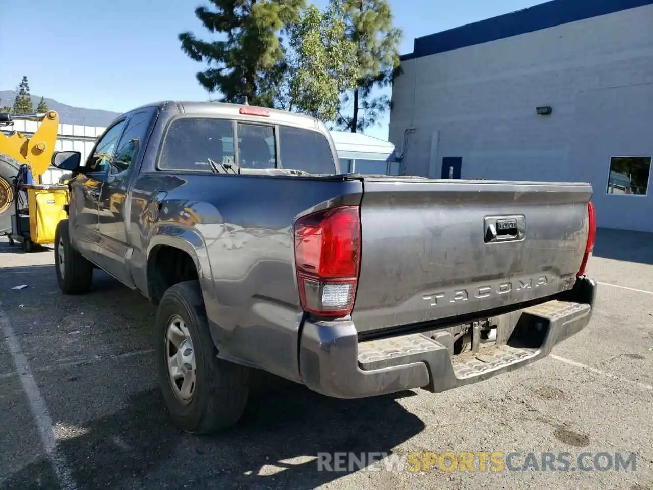 3 Photograph of a damaged car 3TYRX5GN4MT006408 TOYOTA TACOMA 2021