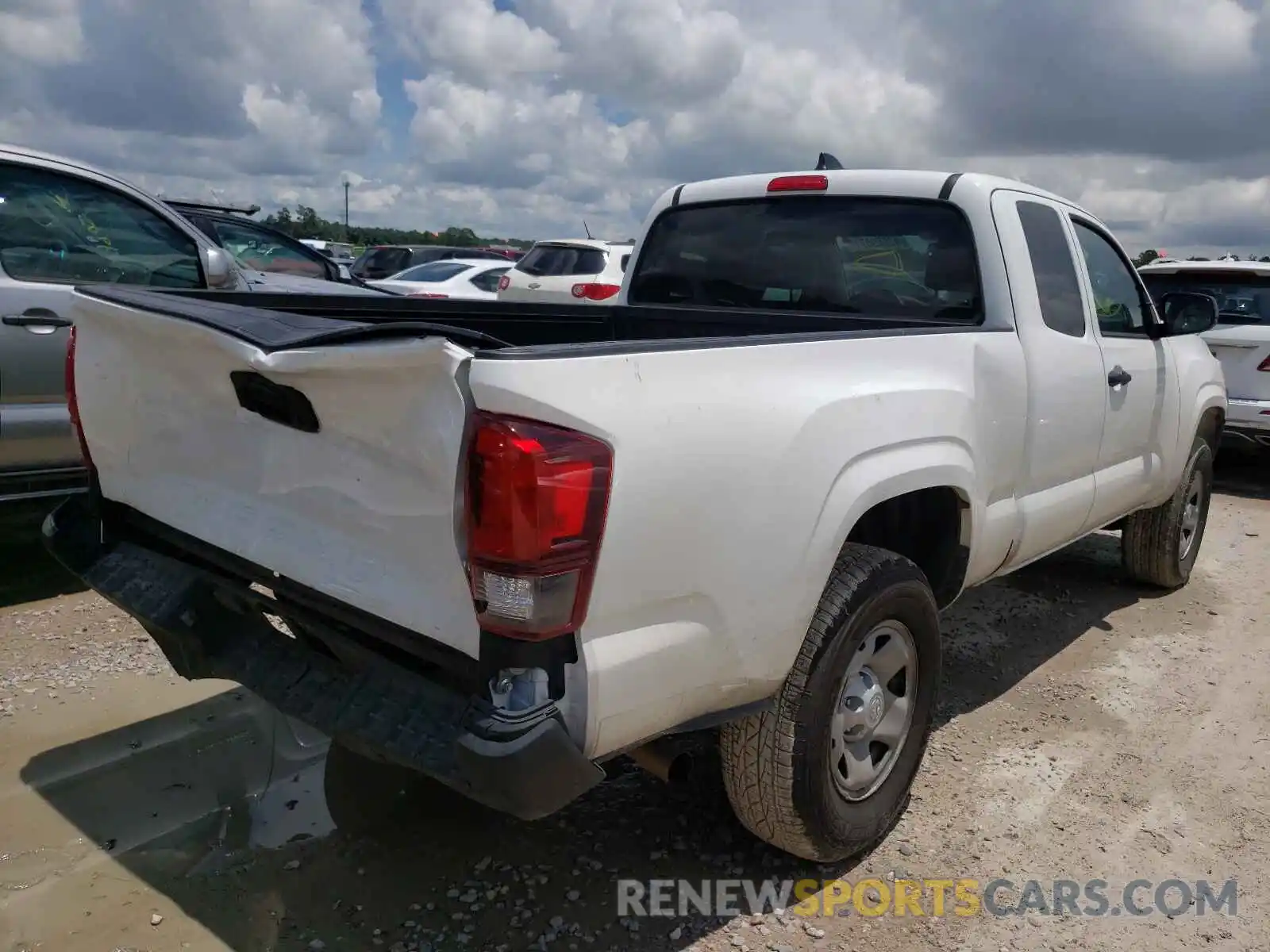 4 Photograph of a damaged car 3TYRX5GN5MT012931 TOYOTA TACOMA 2021