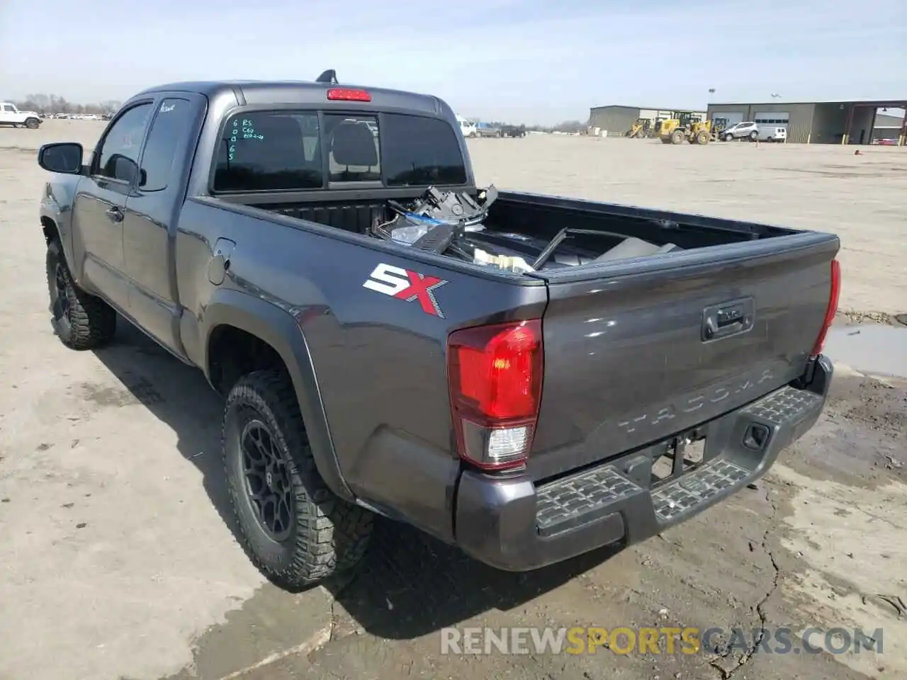 3 Photograph of a damaged car 3TYRX5GN6MT005633 TOYOTA TACOMA 2021