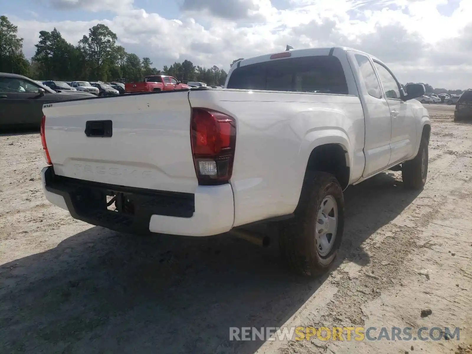 4 Photograph of a damaged car 3TYRX5GN7MT007682 TOYOTA TACOMA 2021