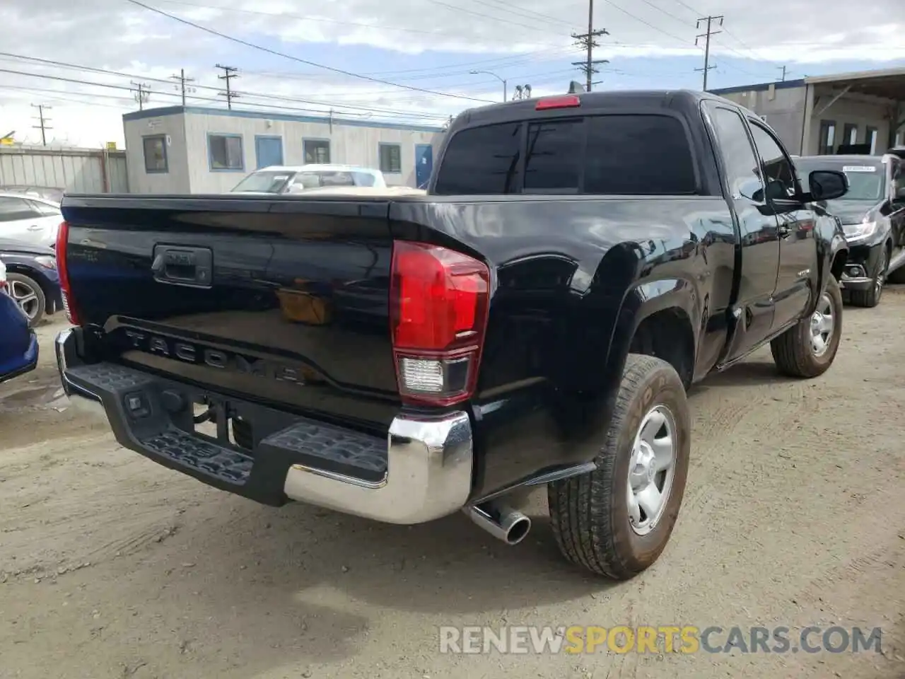 4 Photograph of a damaged car 3TYRX5GN7MT008668 TOYOTA TACOMA 2021