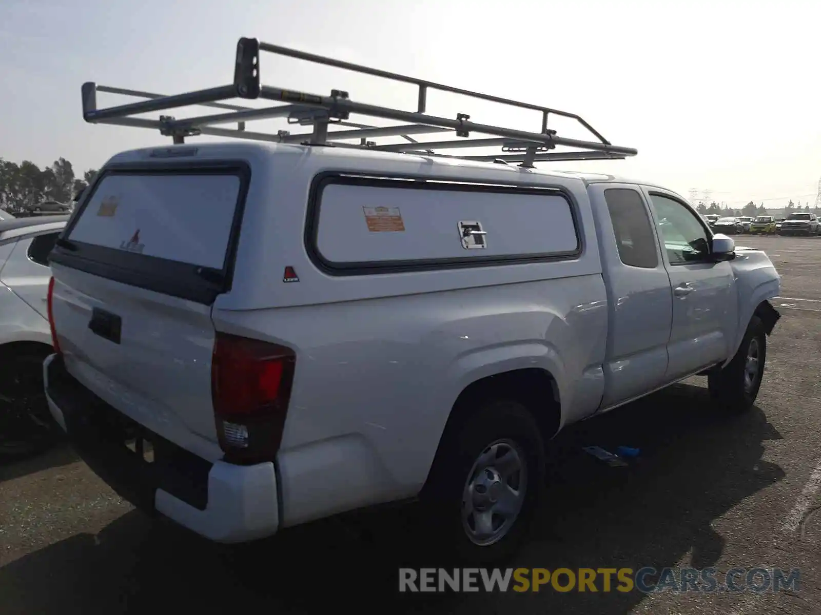 4 Photograph of a damaged car 3TYRX5GN8MT021252 TOYOTA TACOMA 2021