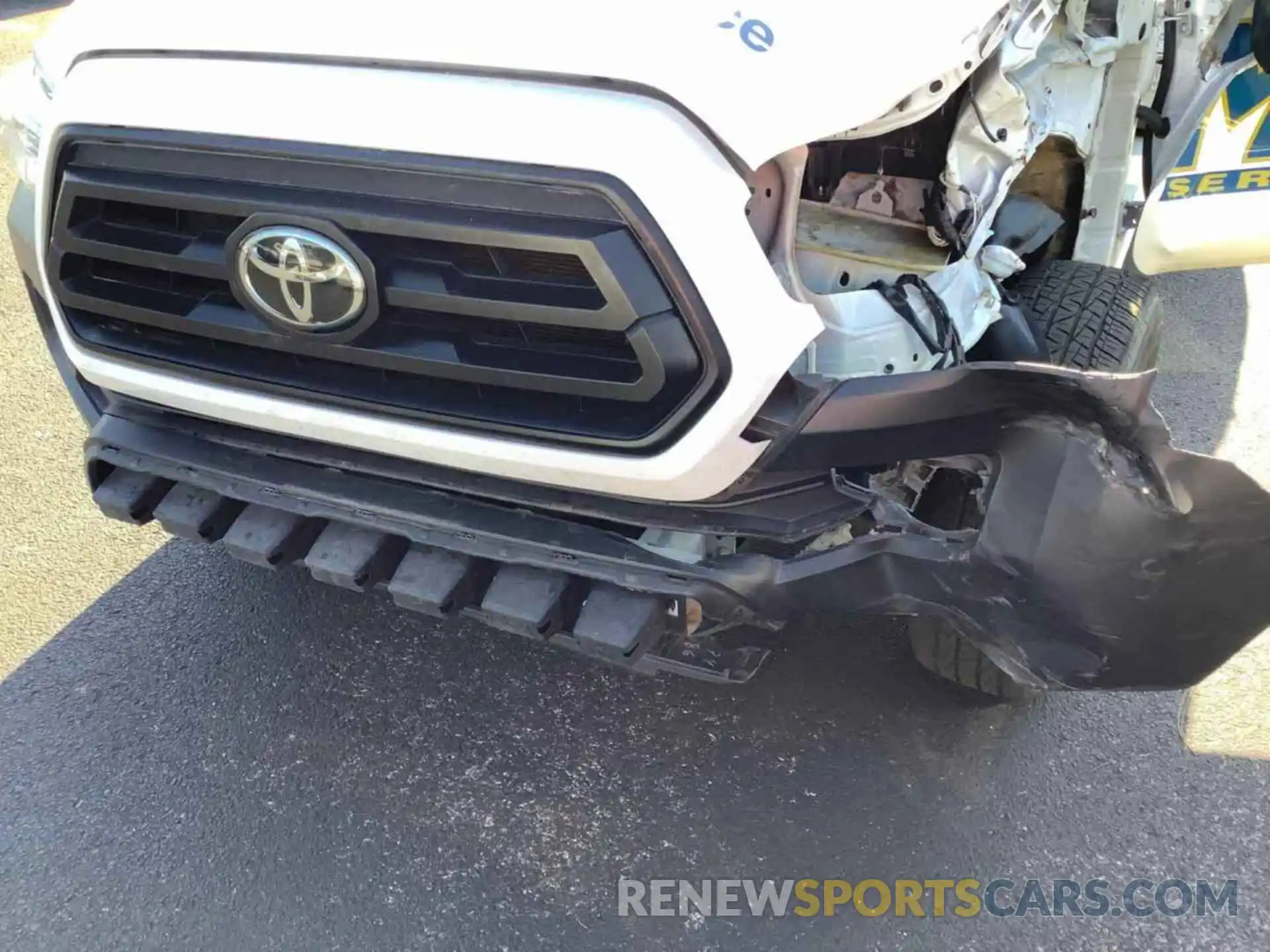 8 Photograph of a damaged car 3TYRX5GN9MT020028 TOYOTA TACOMA 2021