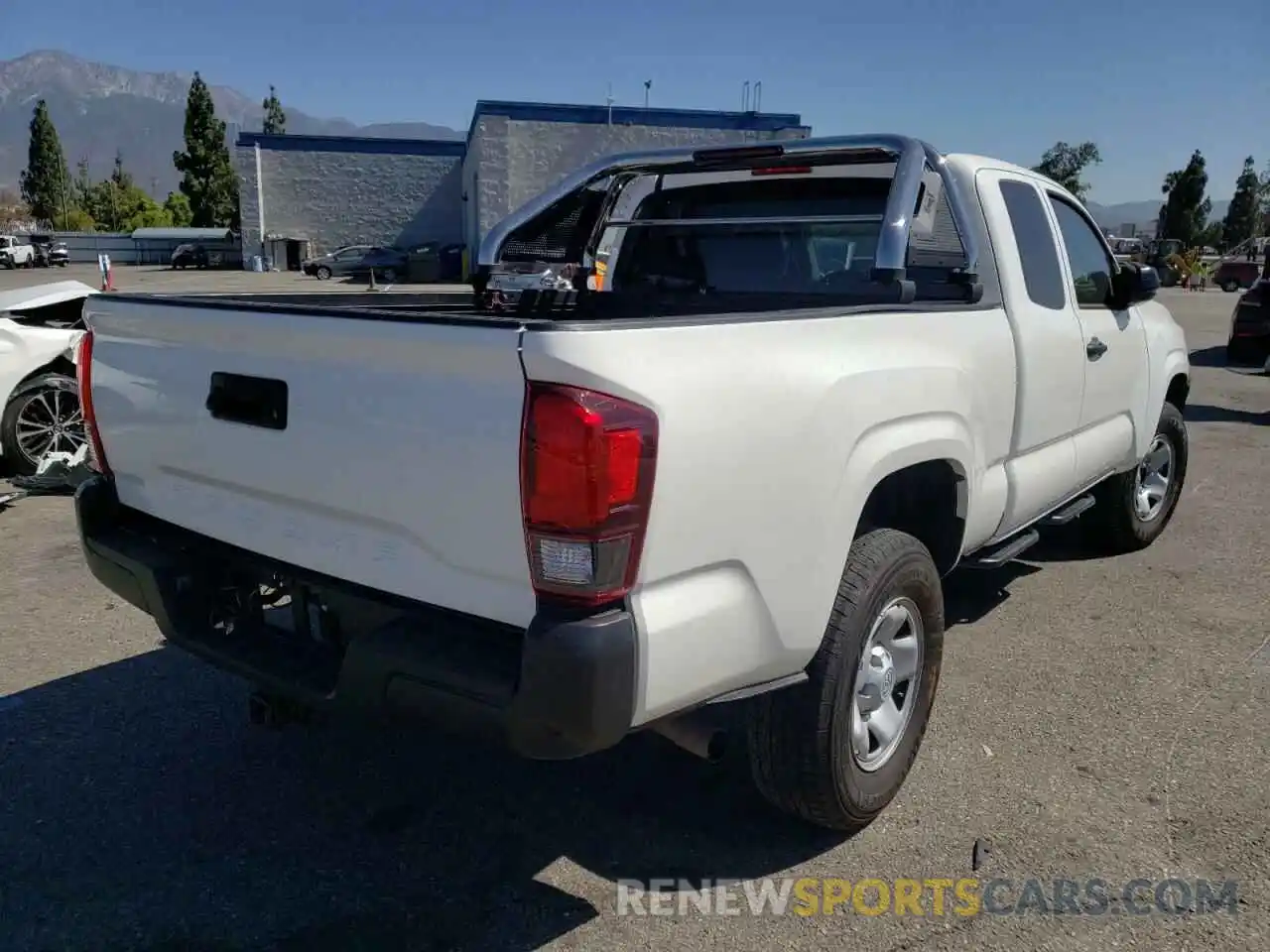 4 Photograph of a damaged car 3TYRX5GNXMT006400 TOYOTA TACOMA 2021