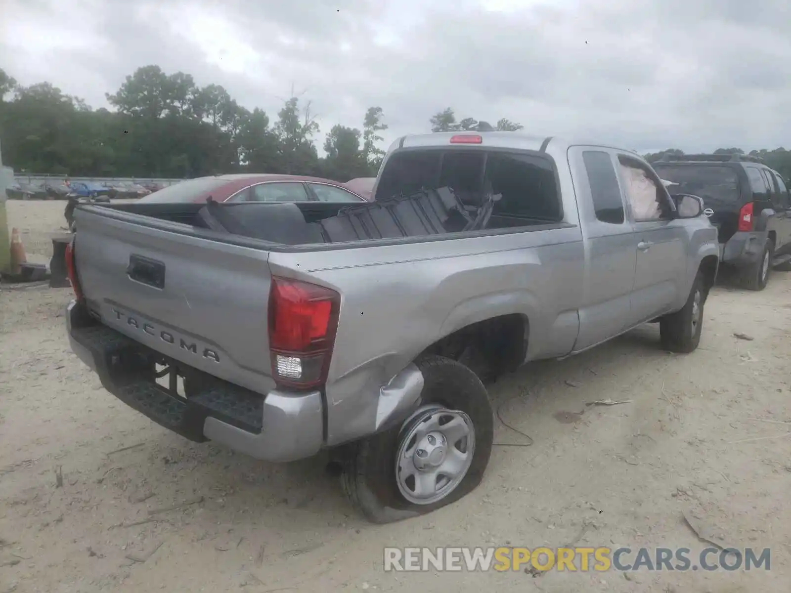 4 Photograph of a damaged car 3TYRX5GNXMT008910 TOYOTA TACOMA 2021