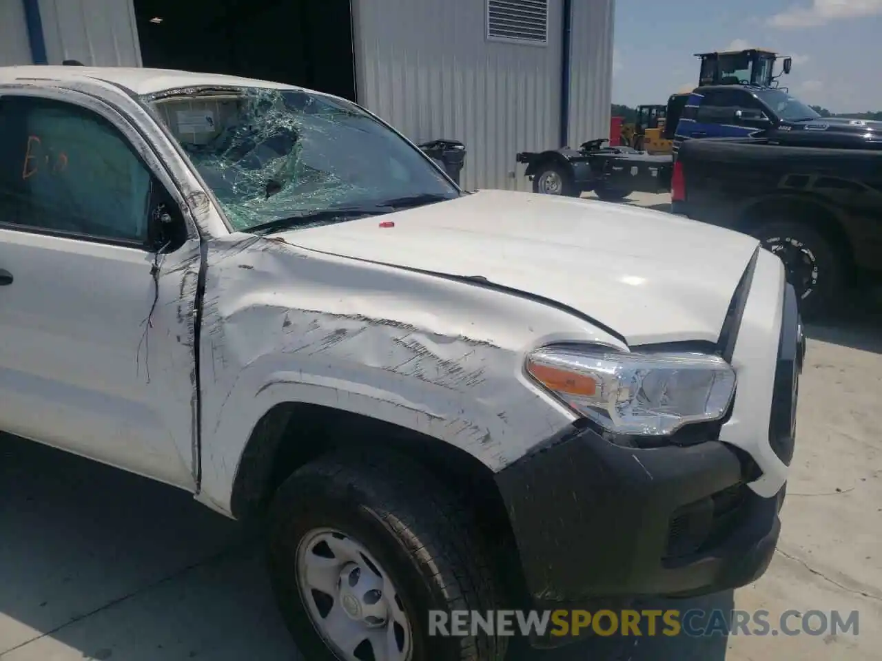 9 Photograph of a damaged car 3TYRX5GNXMT011368 TOYOTA TACOMA 2021