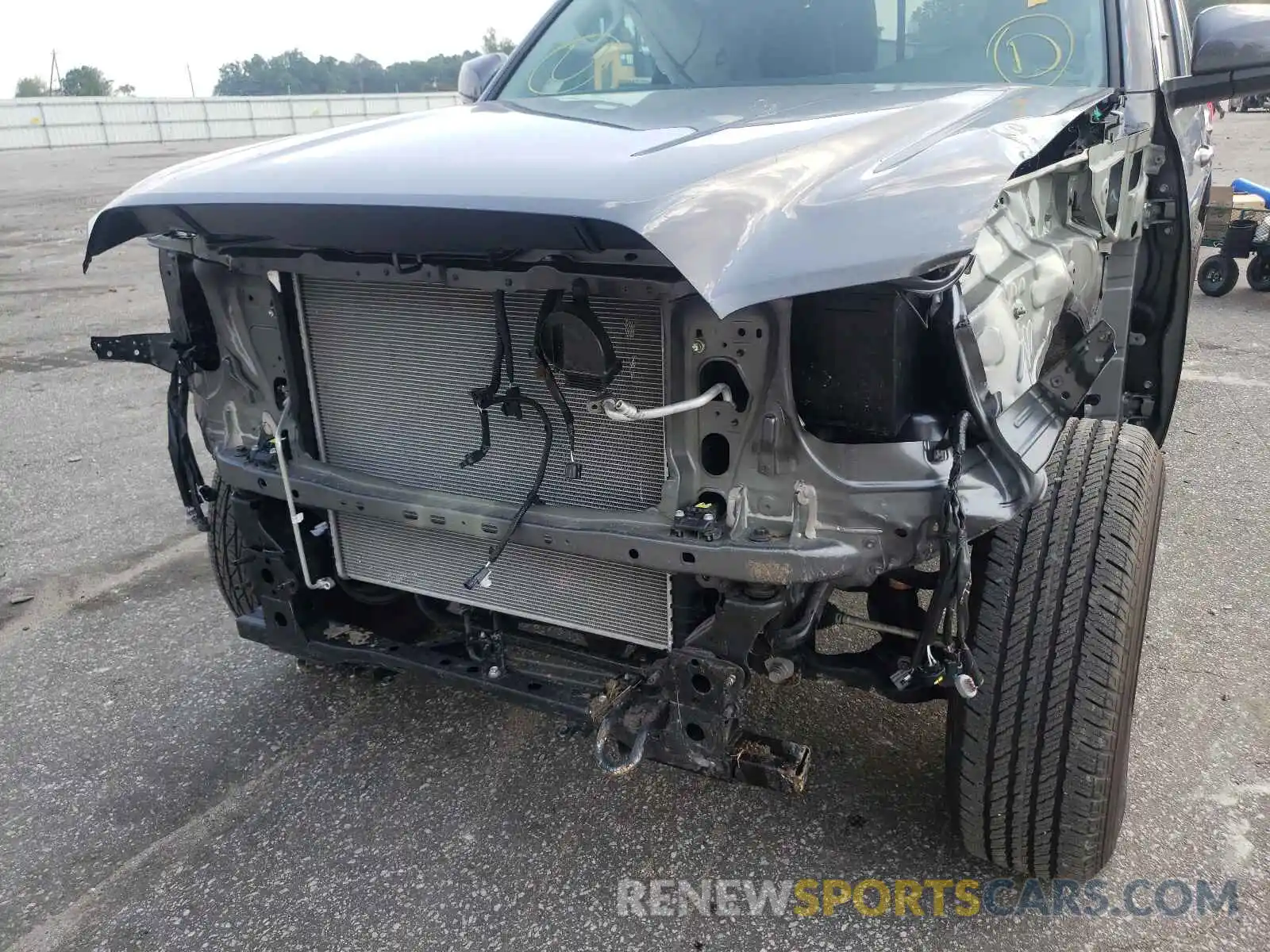 9 Photograph of a damaged car 3TYRX5GNXMT020961 TOYOTA TACOMA 2021