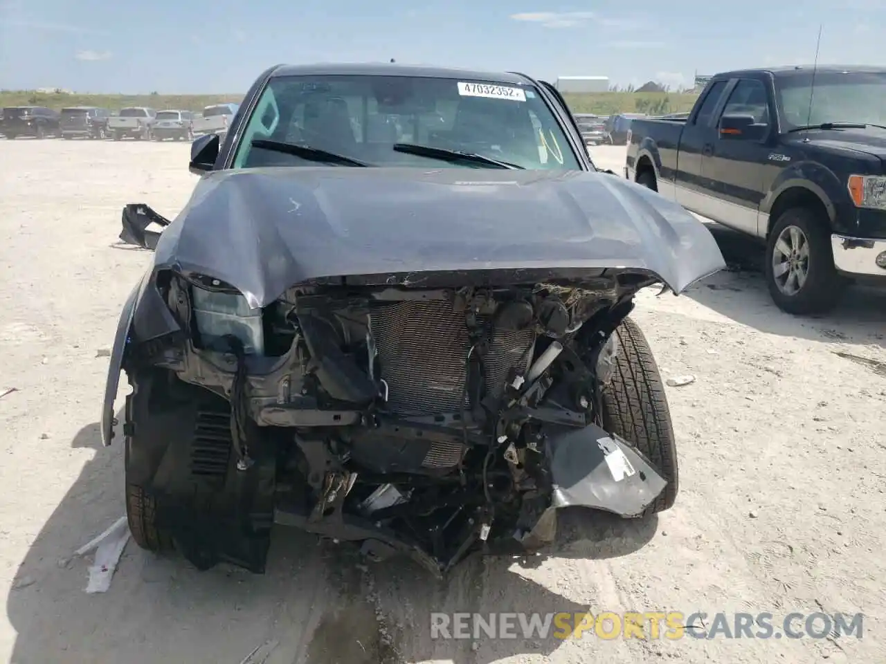 9 Photograph of a damaged car 3TYRZ5CN1MT002493 TOYOTA TACOMA 2021