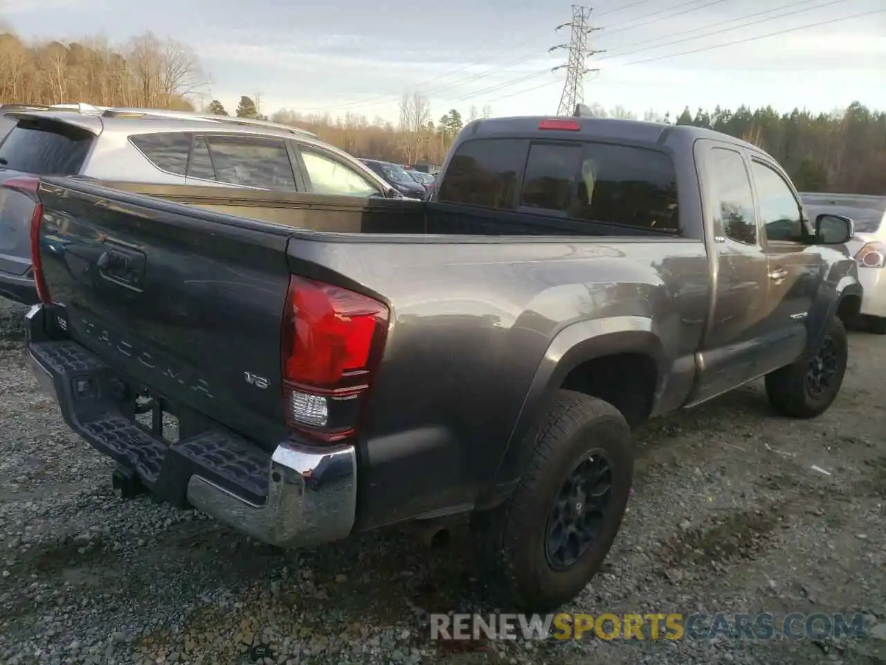 4 Photograph of a damaged car 3TYRZ5CN3MT007436 TOYOTA TACOMA 2021