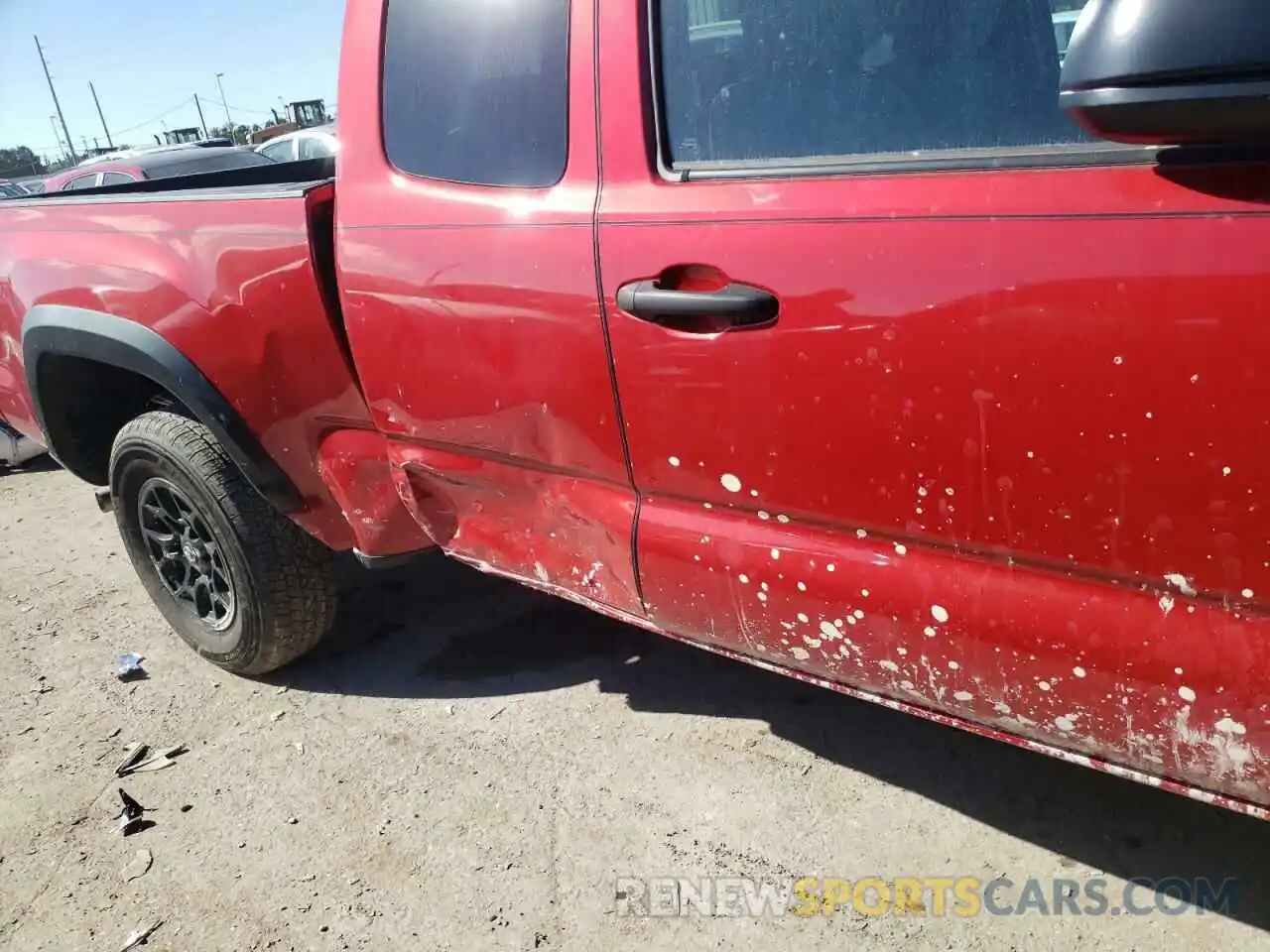 9 Photograph of a damaged car 3TYRZ5CN4MT004741 TOYOTA TACOMA 2021