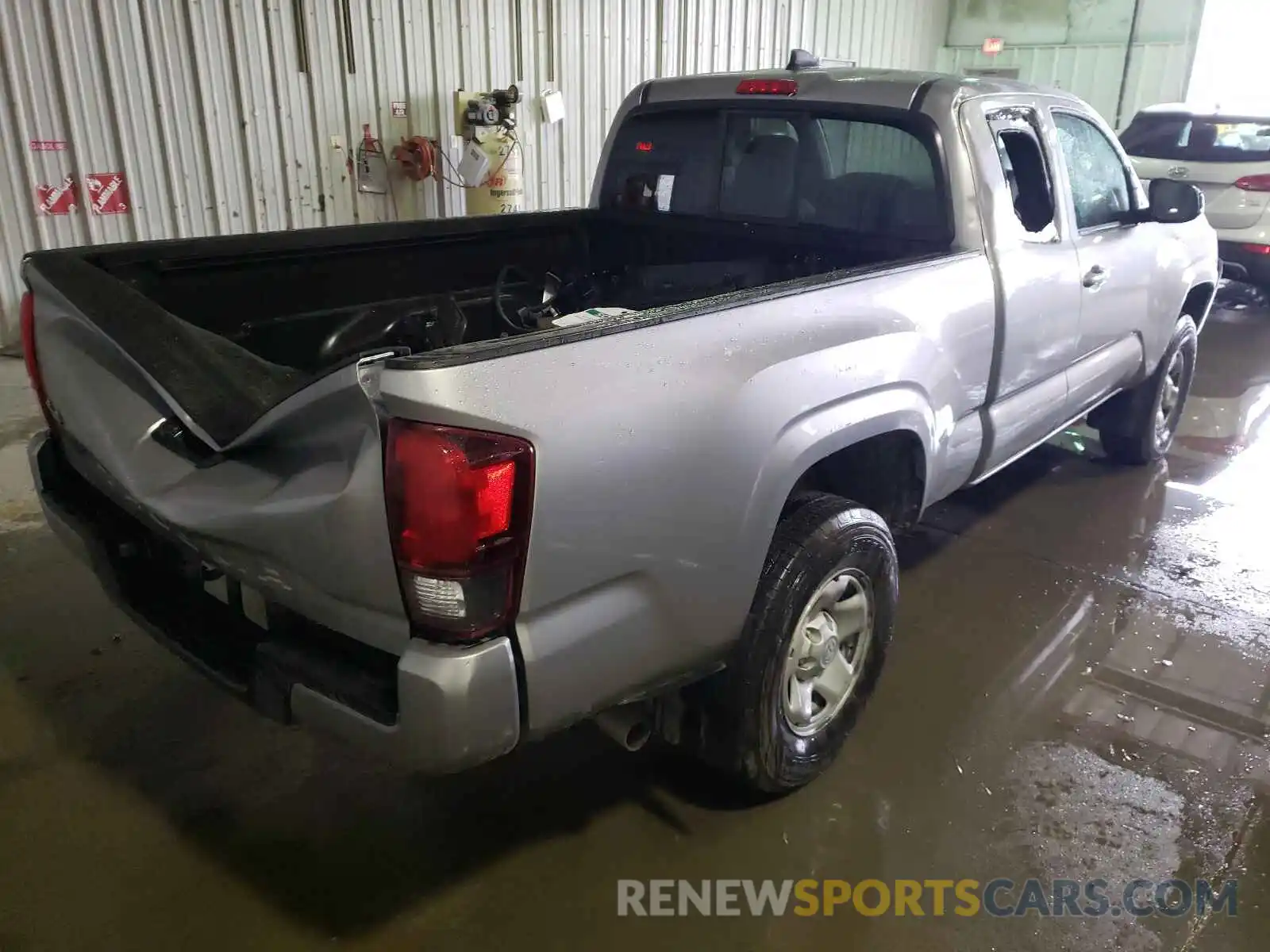 4 Photograph of a damaged car 3TYSX5EN6MT008682 TOYOTA TACOMA 2021