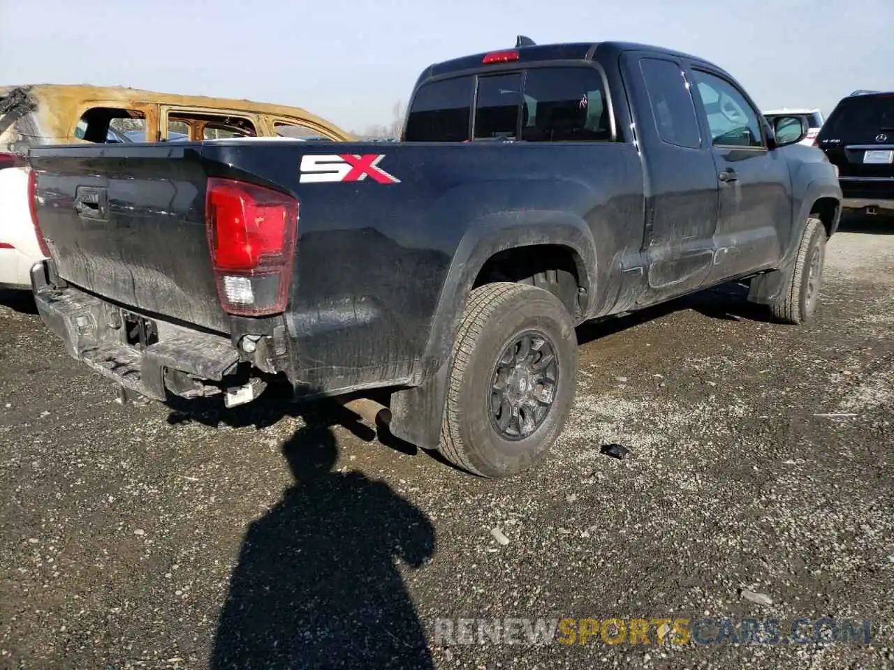 4 Photograph of a damaged car 3TYSX5ENXMT005610 TOYOTA TACOMA 2021